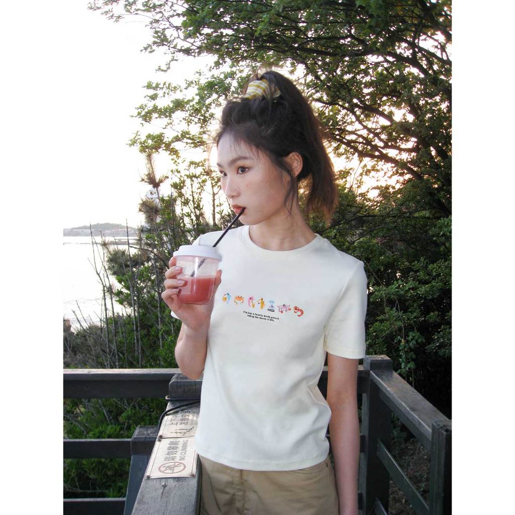 Áo thun baby tee form ôm mùa hè năng động ABD1022 Miucho tay ngắn Cổ tròn hotrend in mix_thumbnail_3