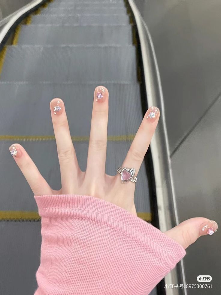 Tạm biệt móng up - 5 lựa chọn hoàn hảo cho nàng thích để móng tự nhiên