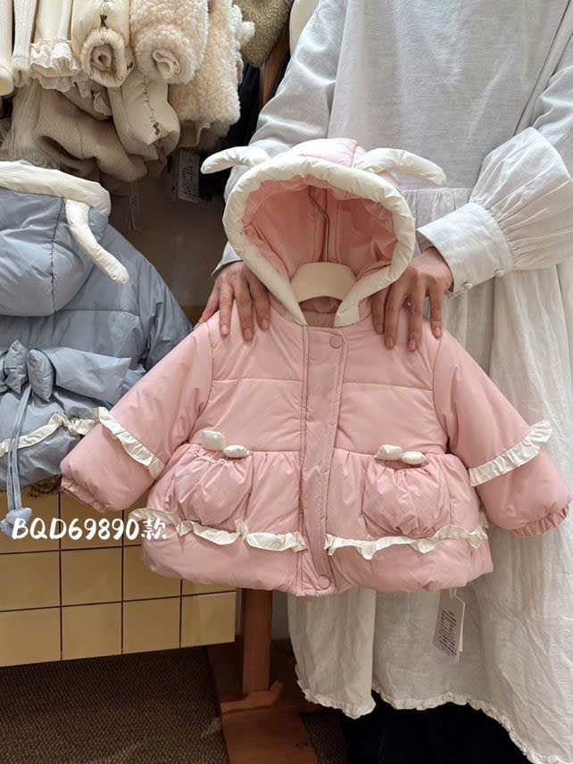 (M139) Áo phao trần bông viền bèo có mũ màu hồng đậm_thumbnail_0