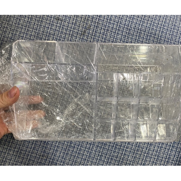 Khay đựng dụng cụ để bàn