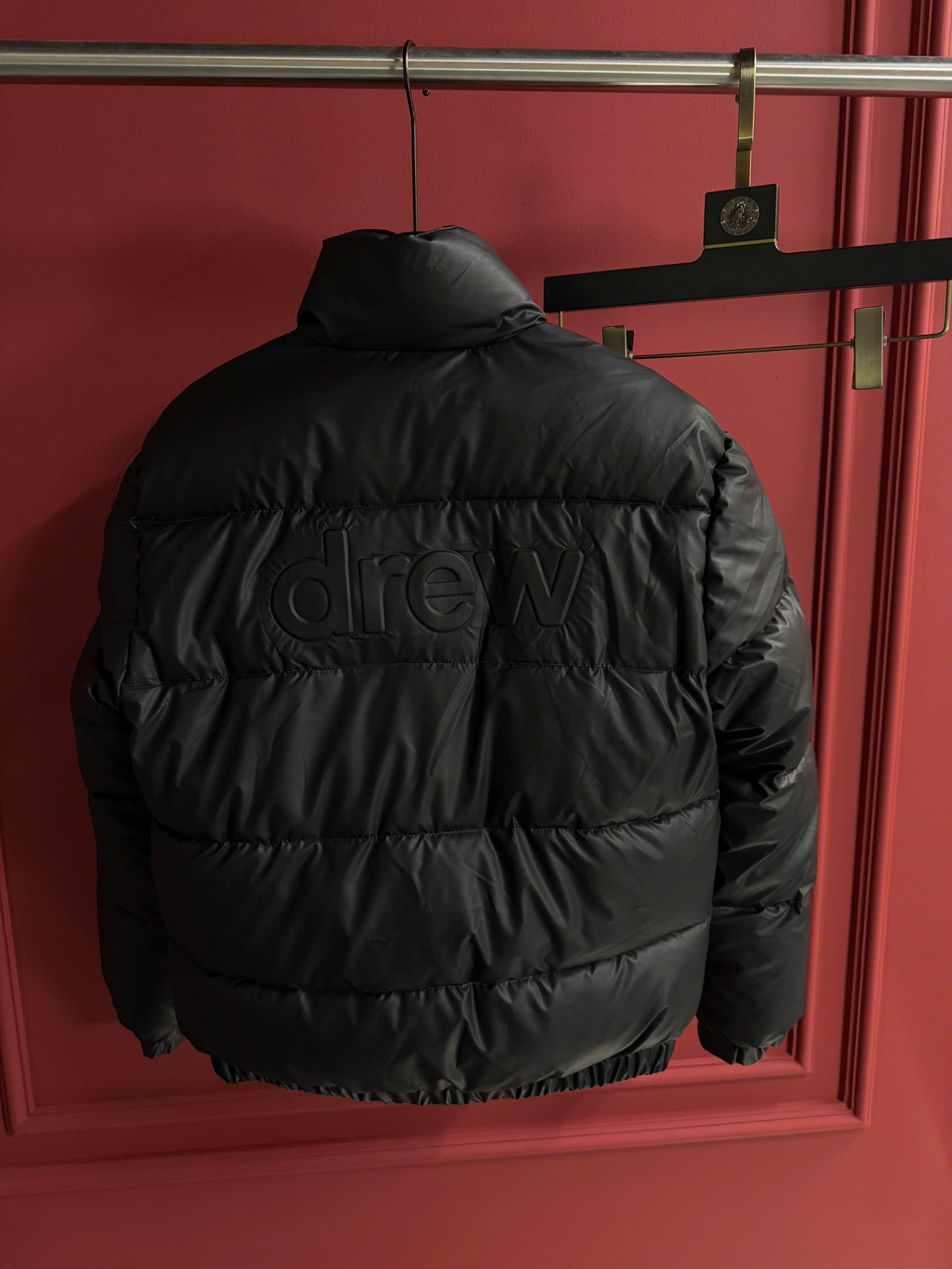 Áo Khoác Phao Drew Đen Lót Vàng_thumbnail_6