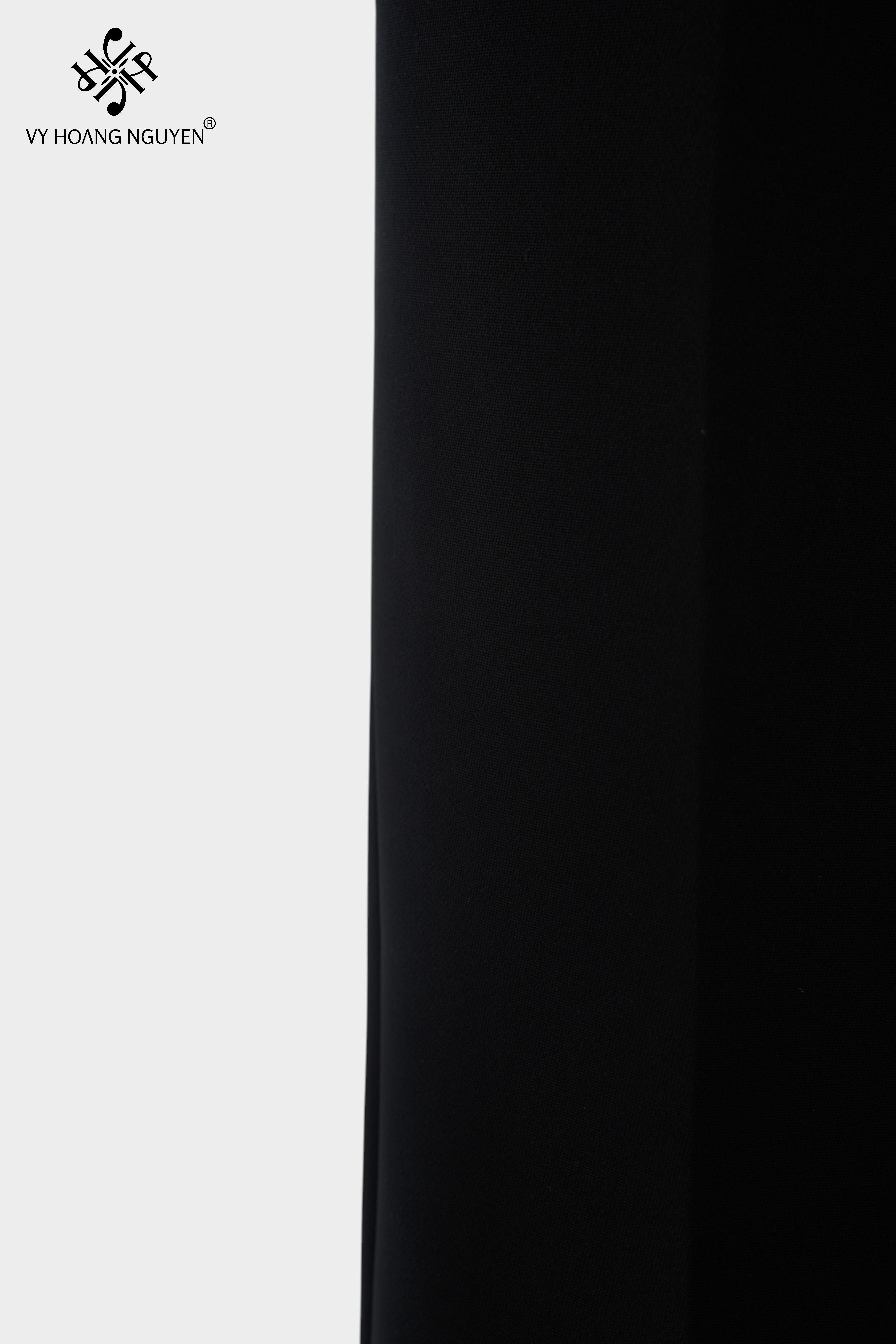 Quần Ống Đứng Trơn_thumbnail_3