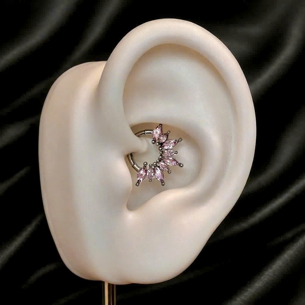 Daith kiểu vòng 8 lá nhọn hồng_thumbnail_1