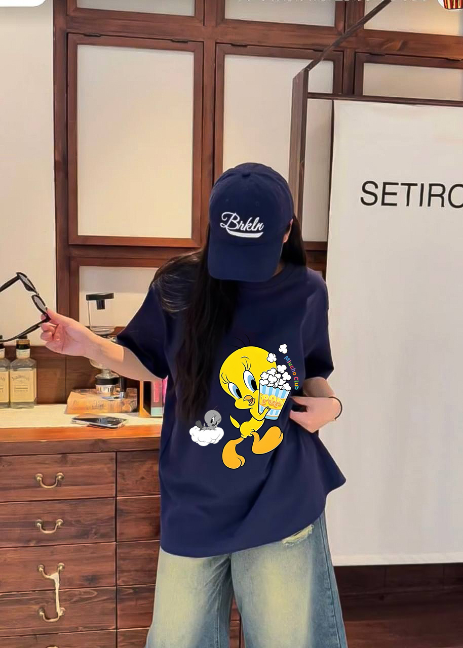 Áo thun nữ form rộng vịt vàng 2111 Miucho vải cotton 4c 220gsm cổ tròn in mix_thumbnail_2