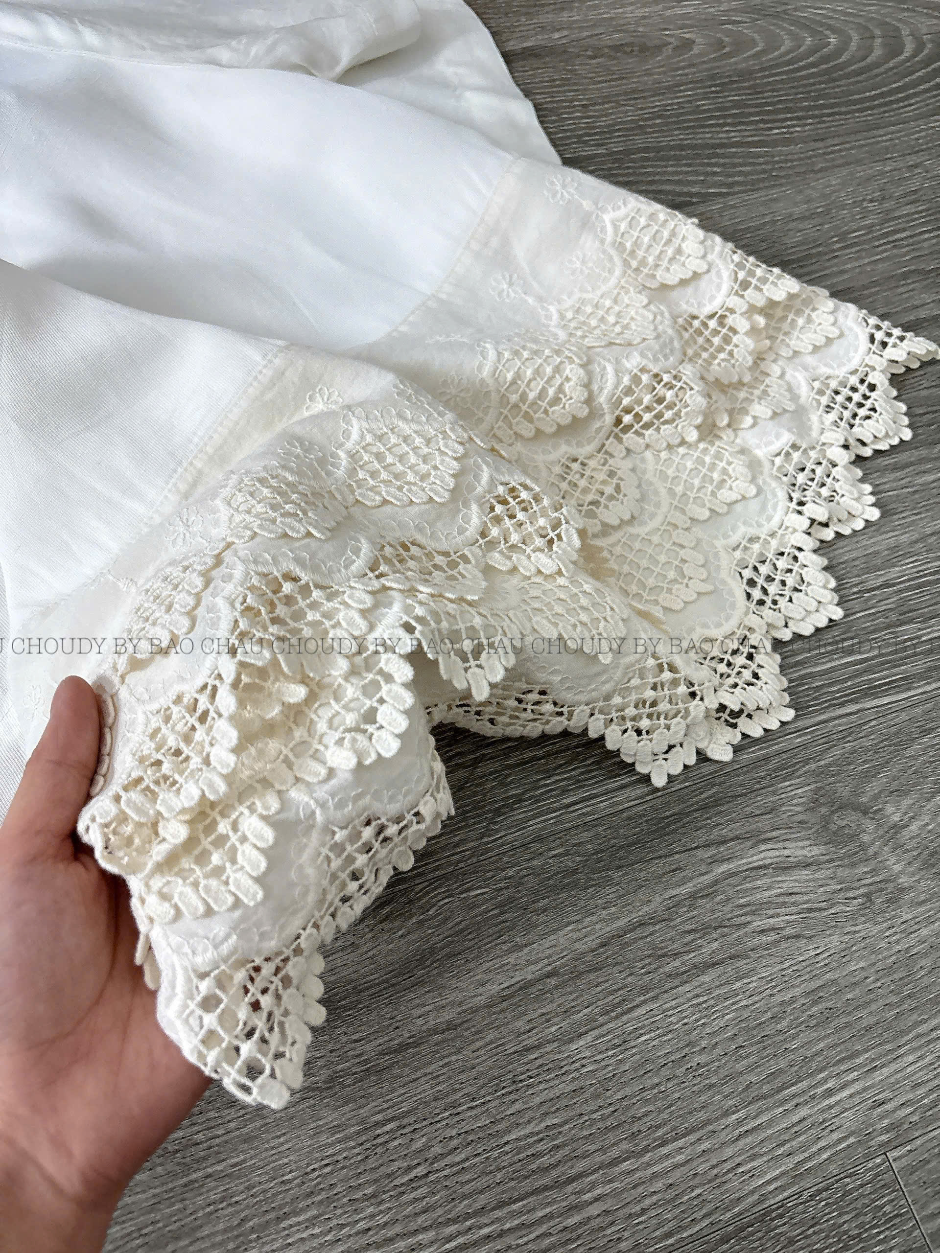 U772 ÁO KIỂU TRẮNG_thumbnail_3