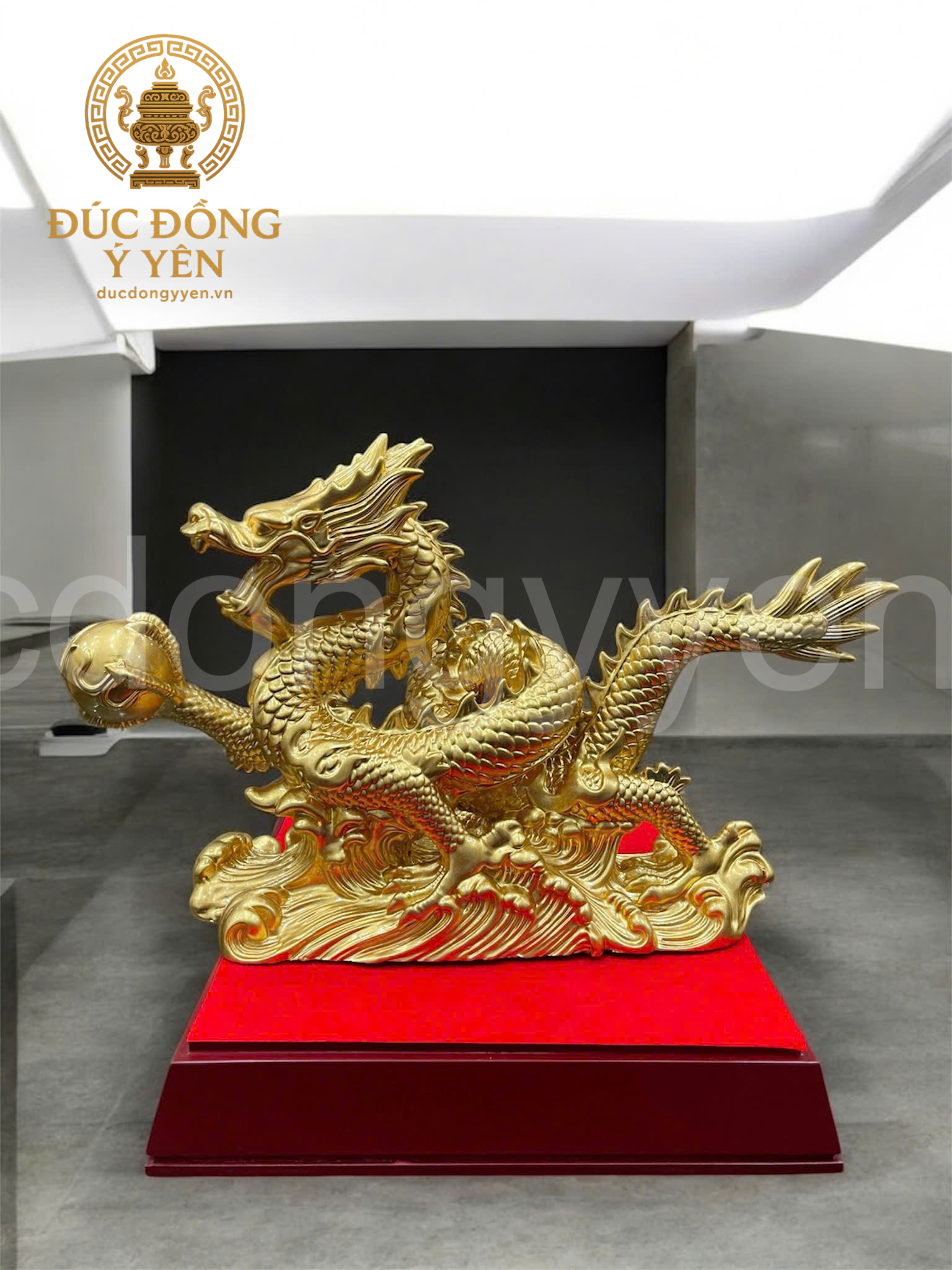 Tượng rồng bằng đồng dát vàng 9999