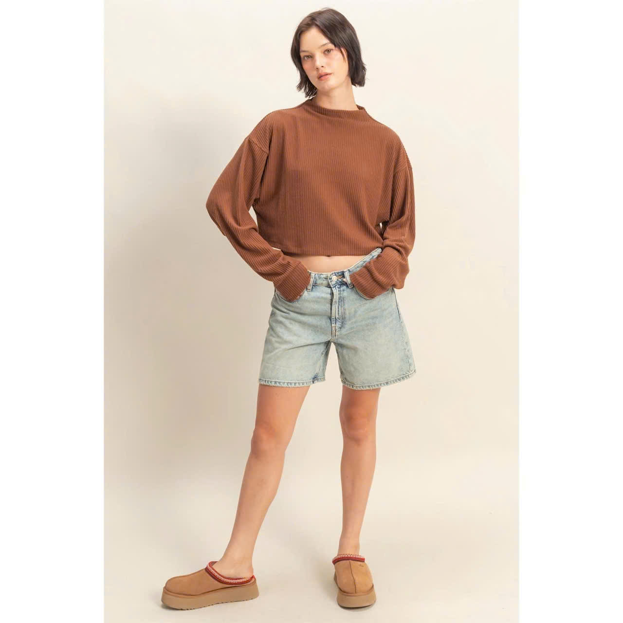 E642-  Áo thun crop DZ