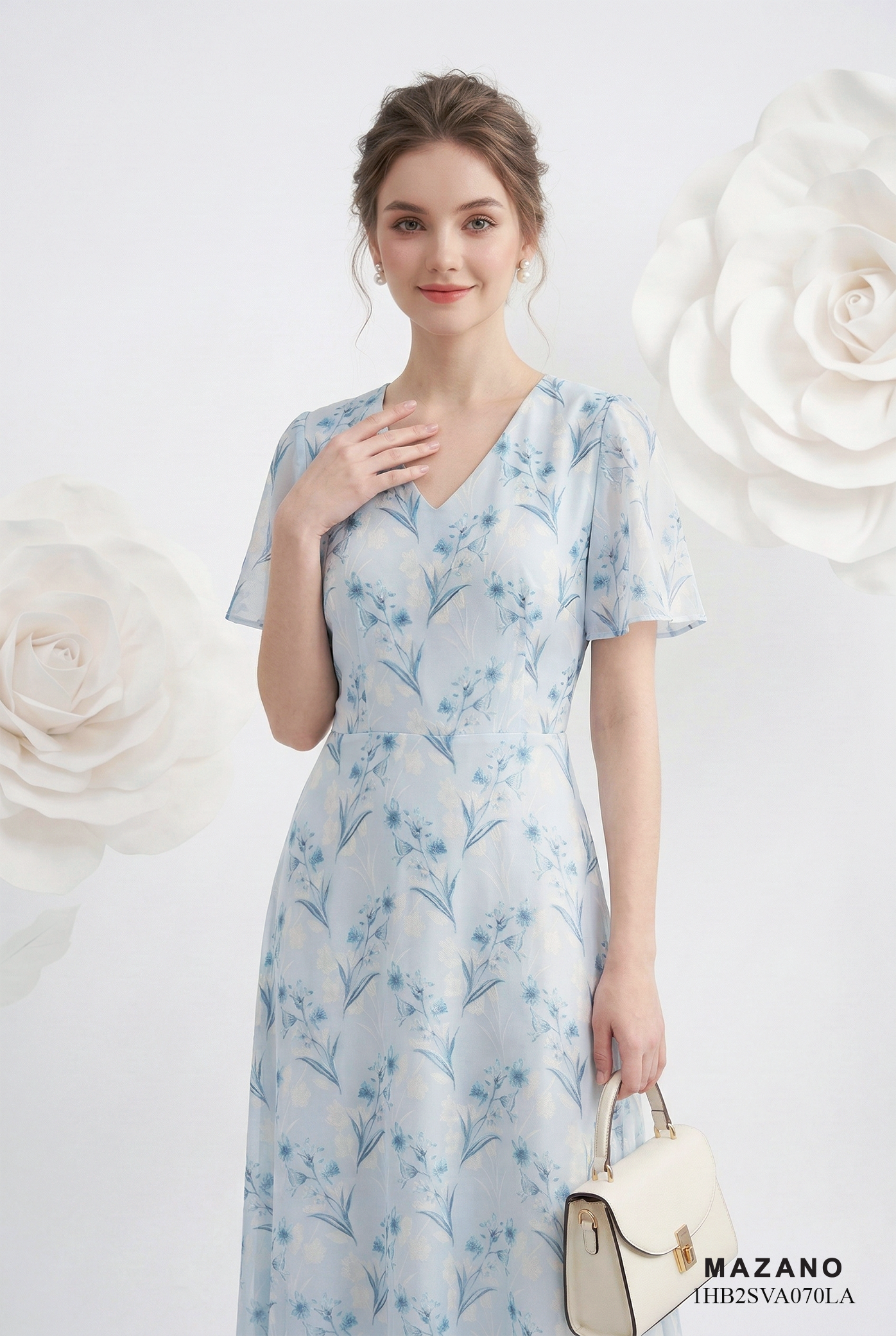 Đầm voan dày in hoa xanh nhạt dáng ôm chân rủ cổ V tay ngắn thiết kế MAZANO_thumbnail_3