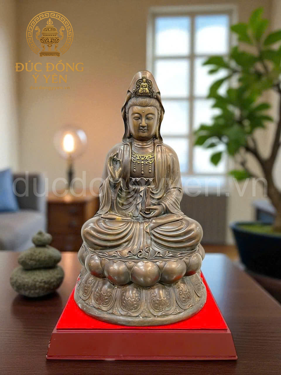 Tượng Phật Quan Âm bằng đồng vàng hun màu  giả cổ