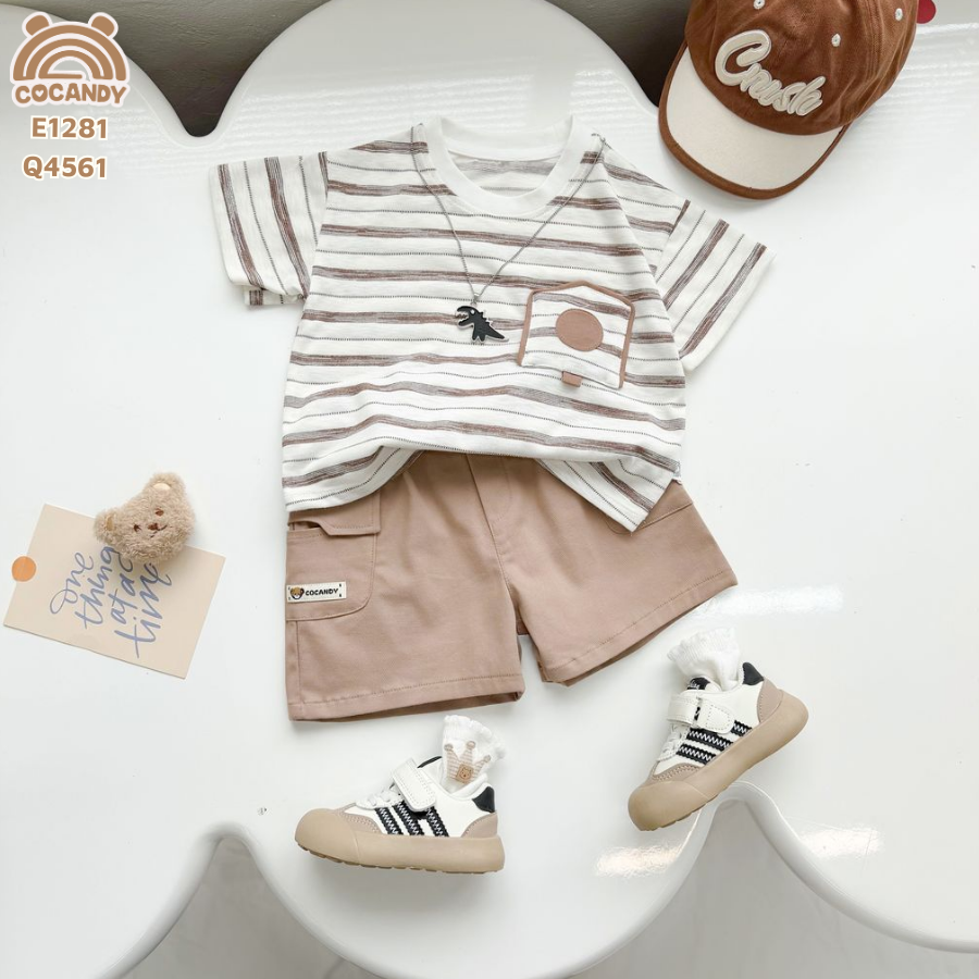 Áo cộc cotton kẻ NÂU BE phối túi ngực hòm thư