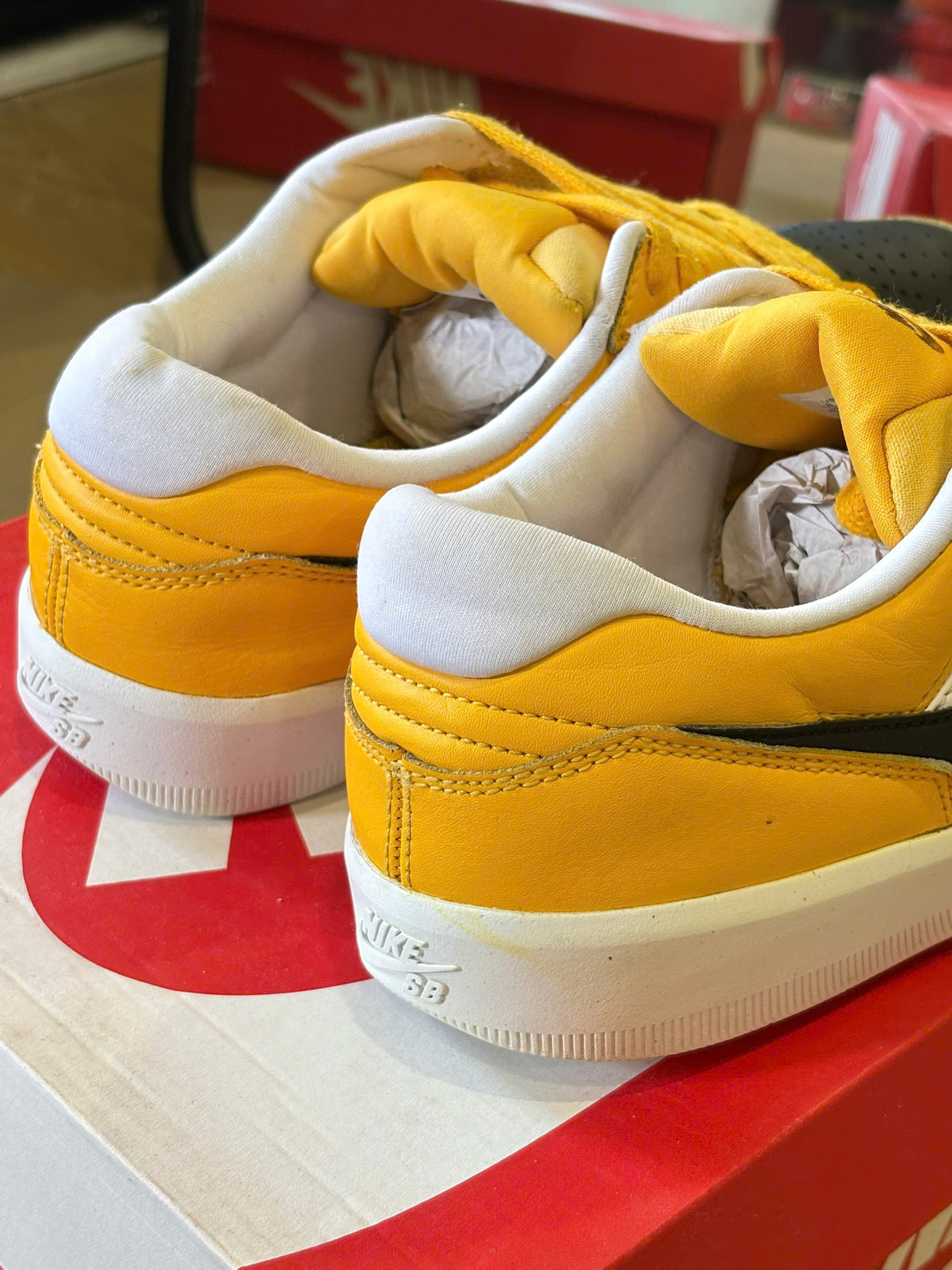 Nike SB Force 58 Premium Shoes University Gold, Black_thumbnail_6