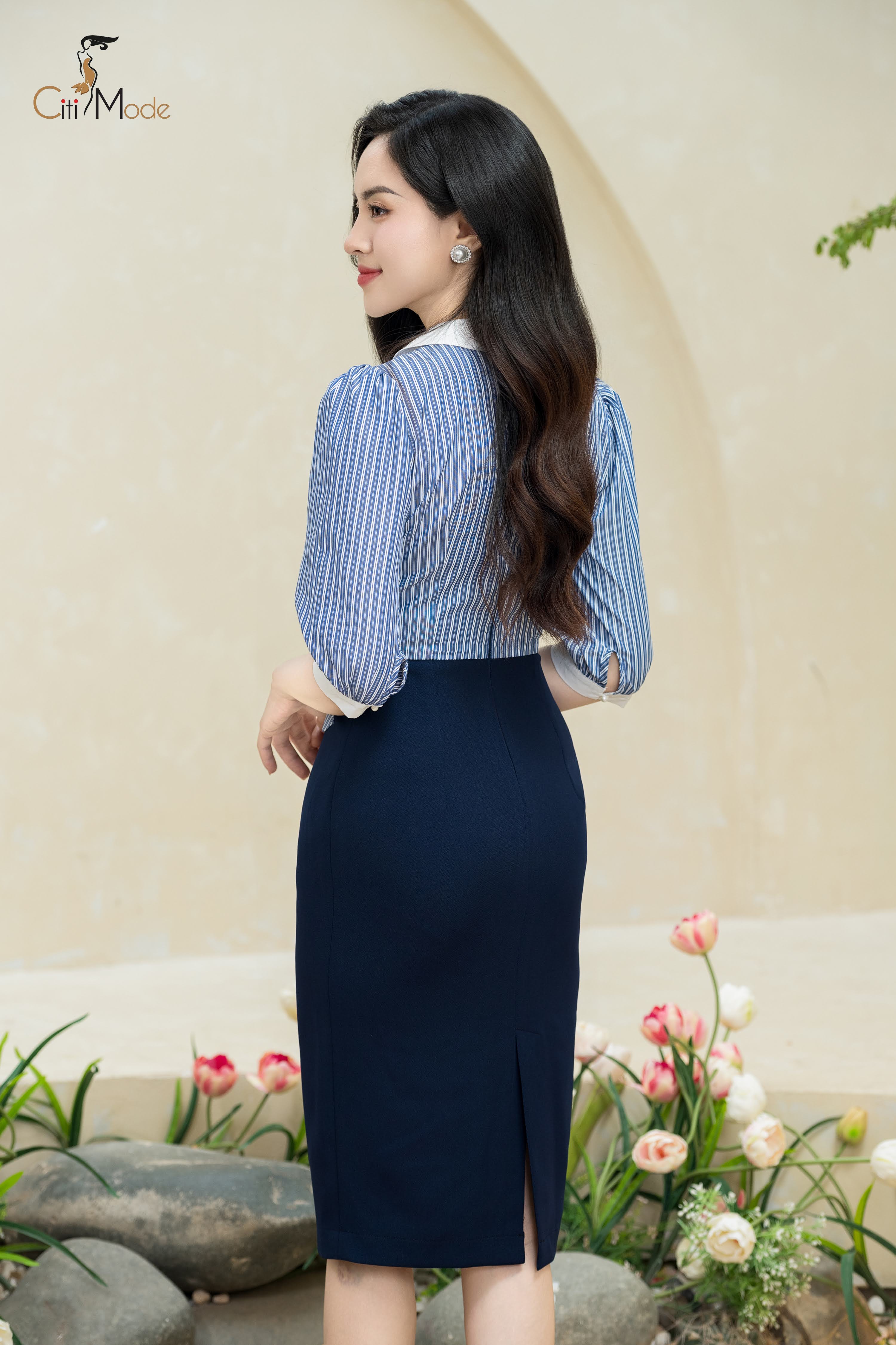Đầm ôm kẻ xanh phối chân váy xanh_thumbnail_1