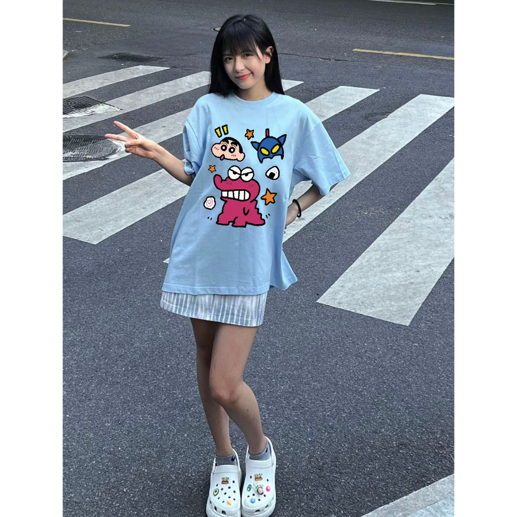 Áo thun nữ in hình Shin dễ thương form rộng ATD224 Miucho cotton spandex in Artwork_thumbnail_7