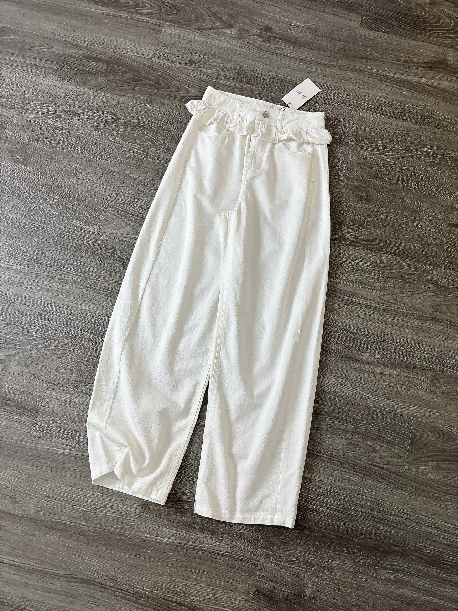 Q373 QUẦN JEAN SUÔNG TRẮNG