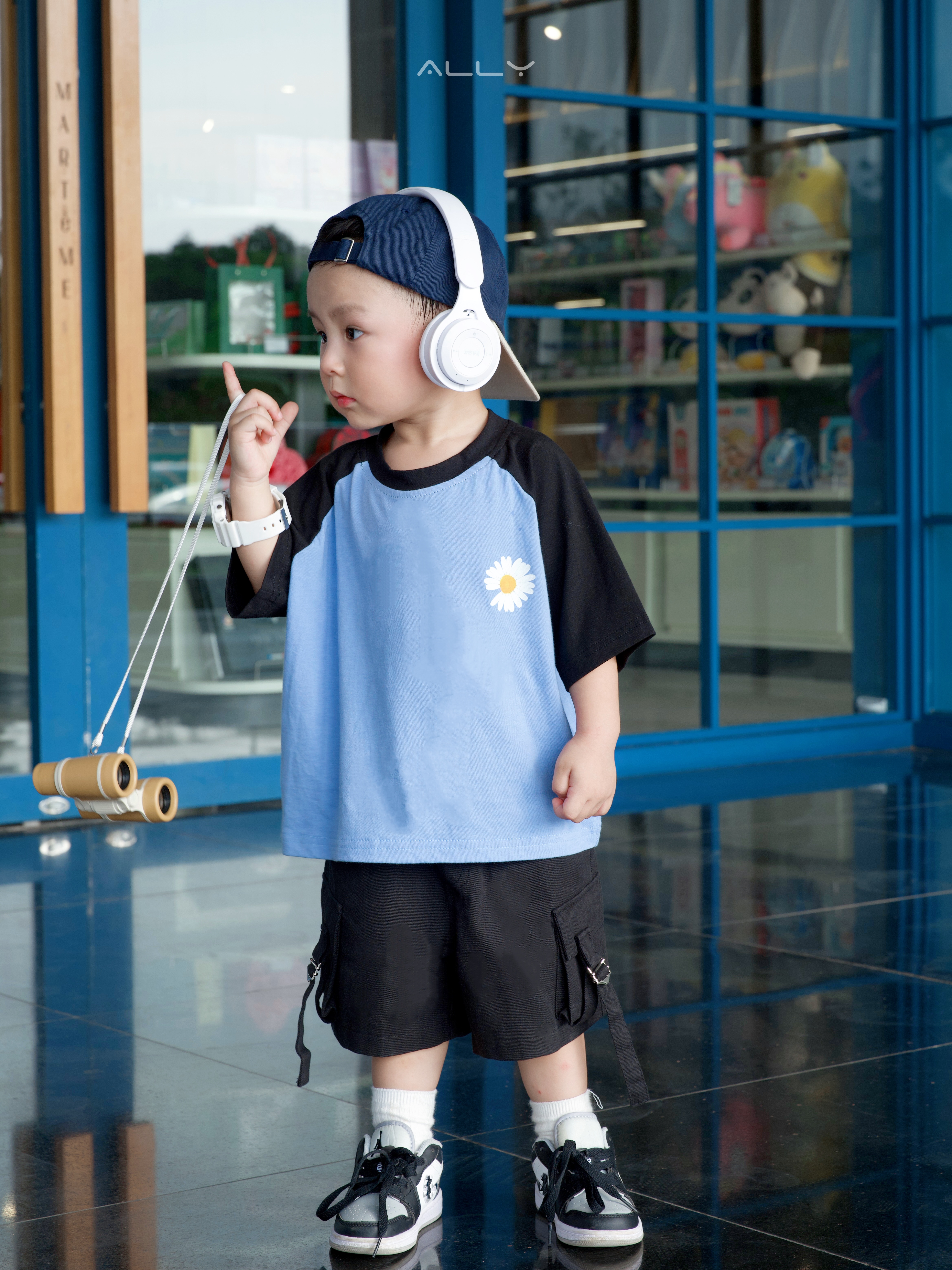 Áo thun hoa cúc ALLY_thumbnail_1