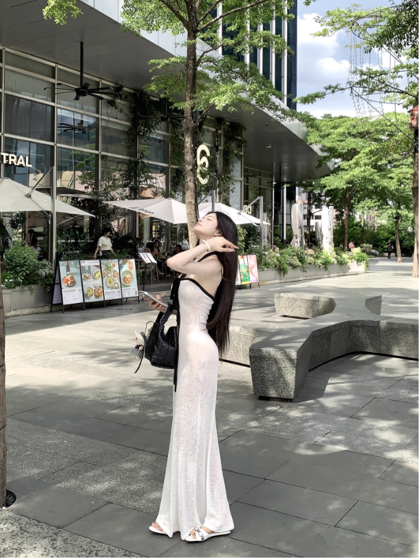 Đầm maxi hở lưng buộc nơ cổ quyến rũ_thumbnail_3