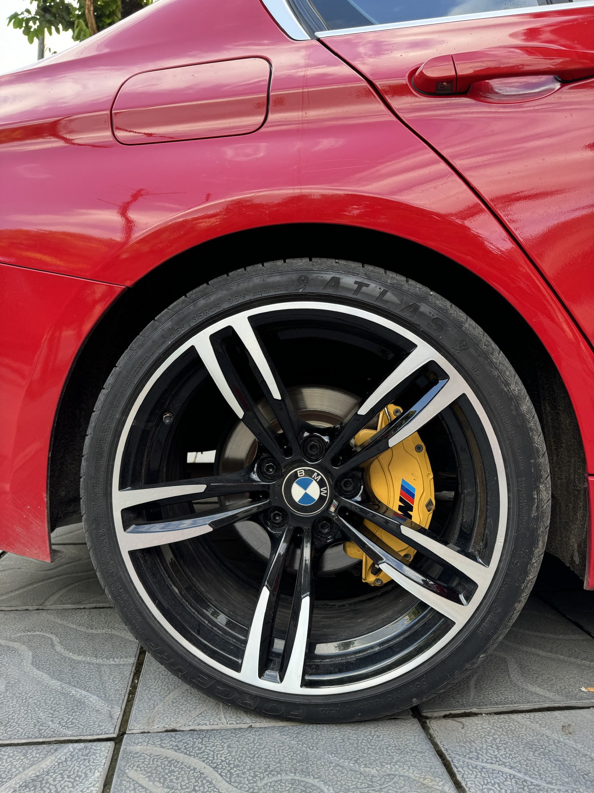 z5821837517861_f2e73405050d774ac7ffc3133dad4b55