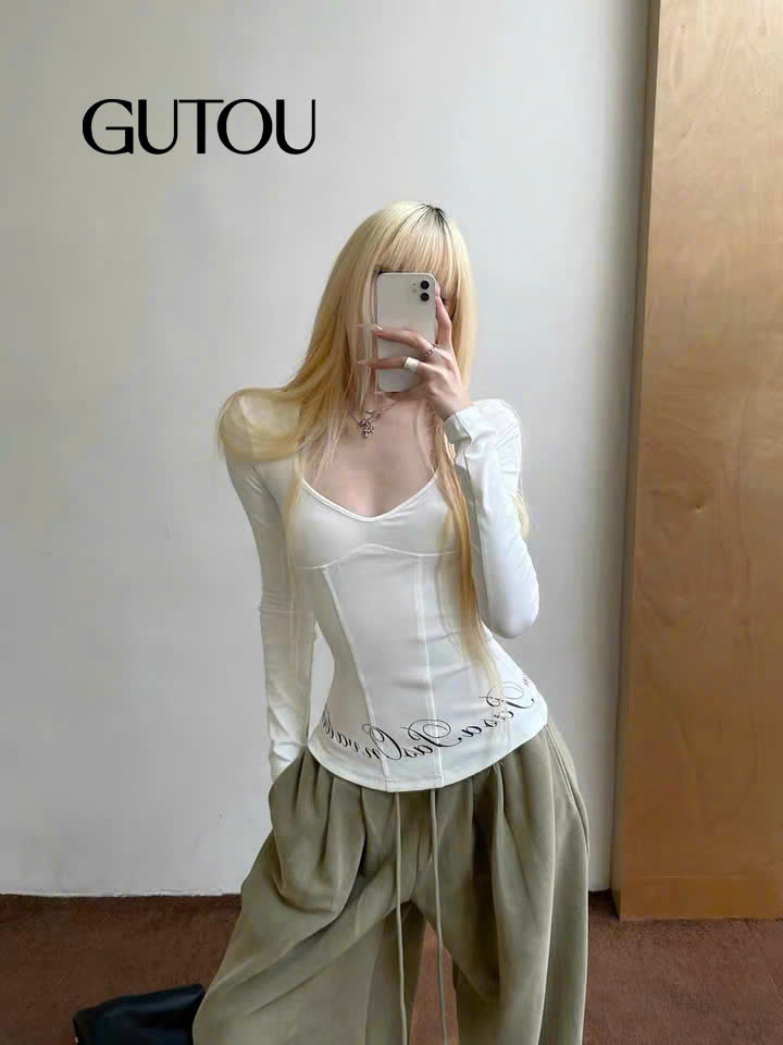 [ GUTOU ] Áo Thun Ôm Tay Dài Cổ V Seamline