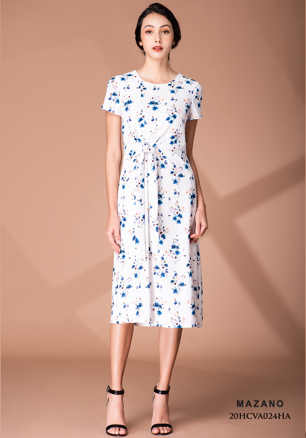 Đầm trắng họa tiết hoa xanh thắt eo_thumbnail_1
