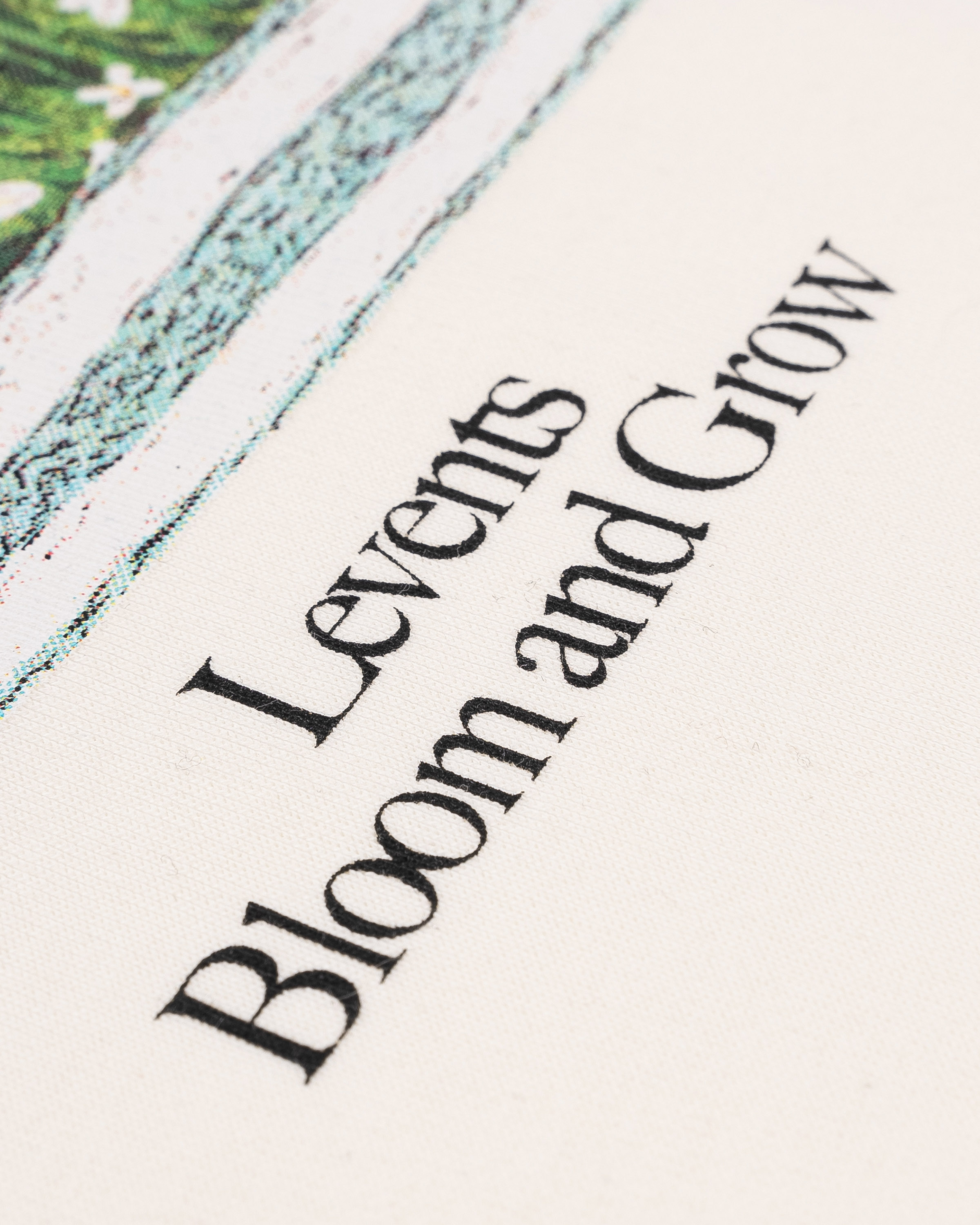 Levents® Flowers Window Tee_thumbnail_6