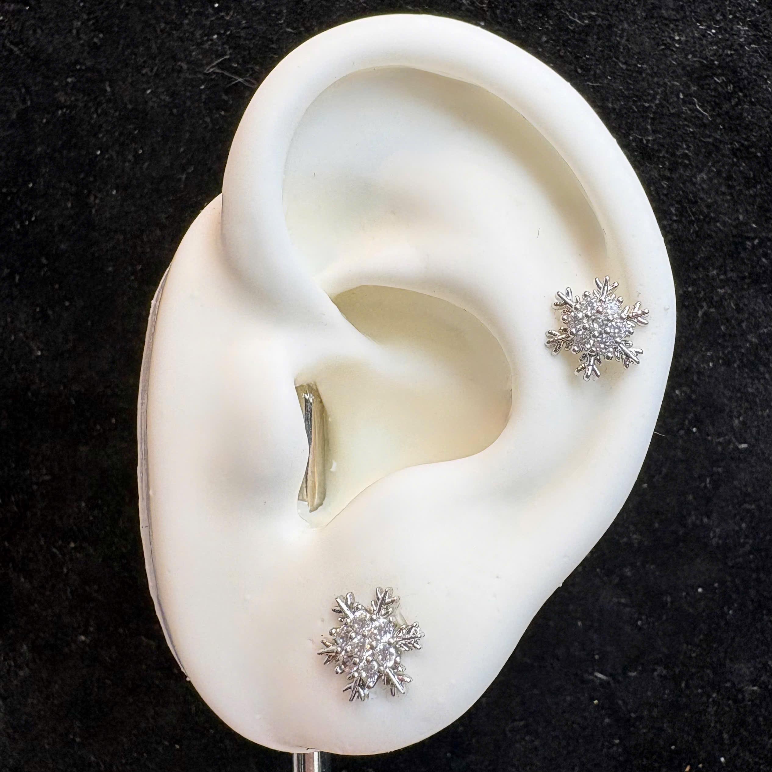 Khuyên kiểu bông tuyết nhụy hoa bi vặn_thumbnail_2