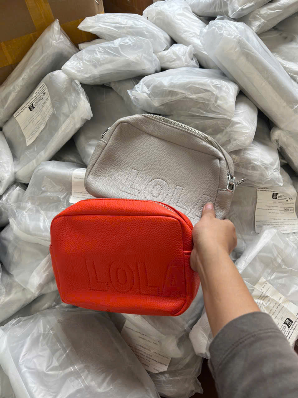 HL297 Túi đeo bimB ( CAM )