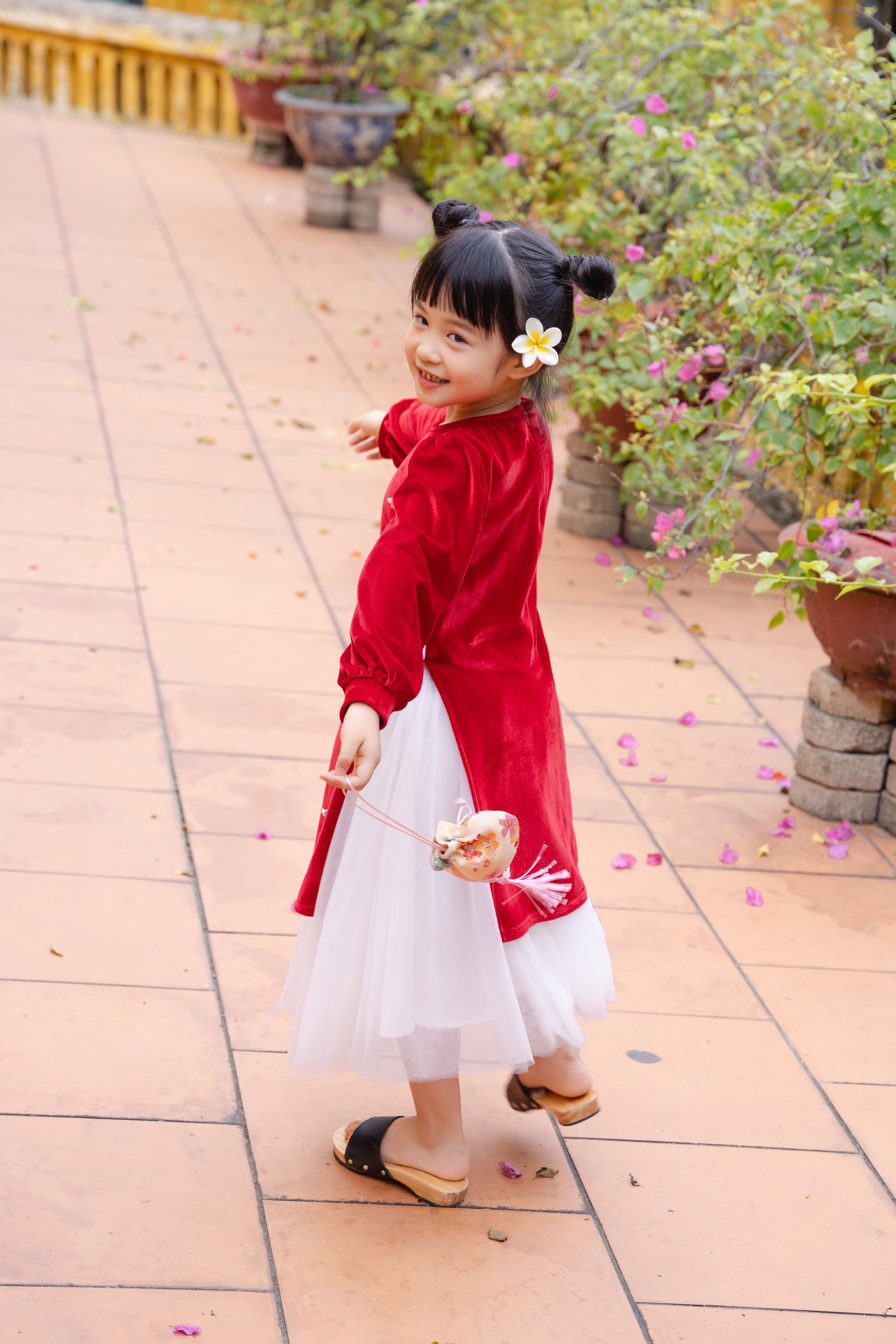 Áo dài Hồng Khuyên_thumbnail_2