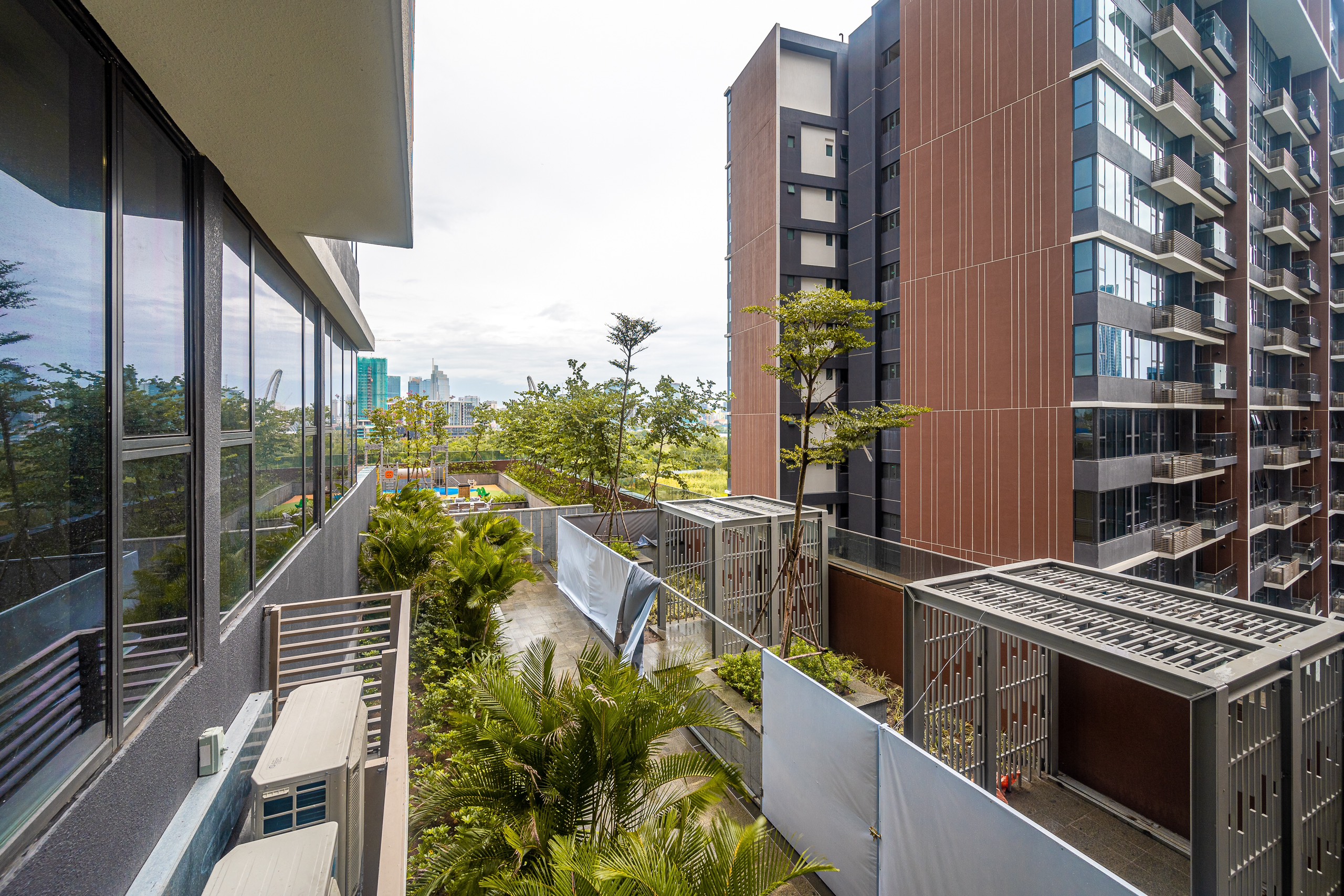 Bán căn góc 3PN, thang máy riêng, View sông + Q1, giá 21 tỷ