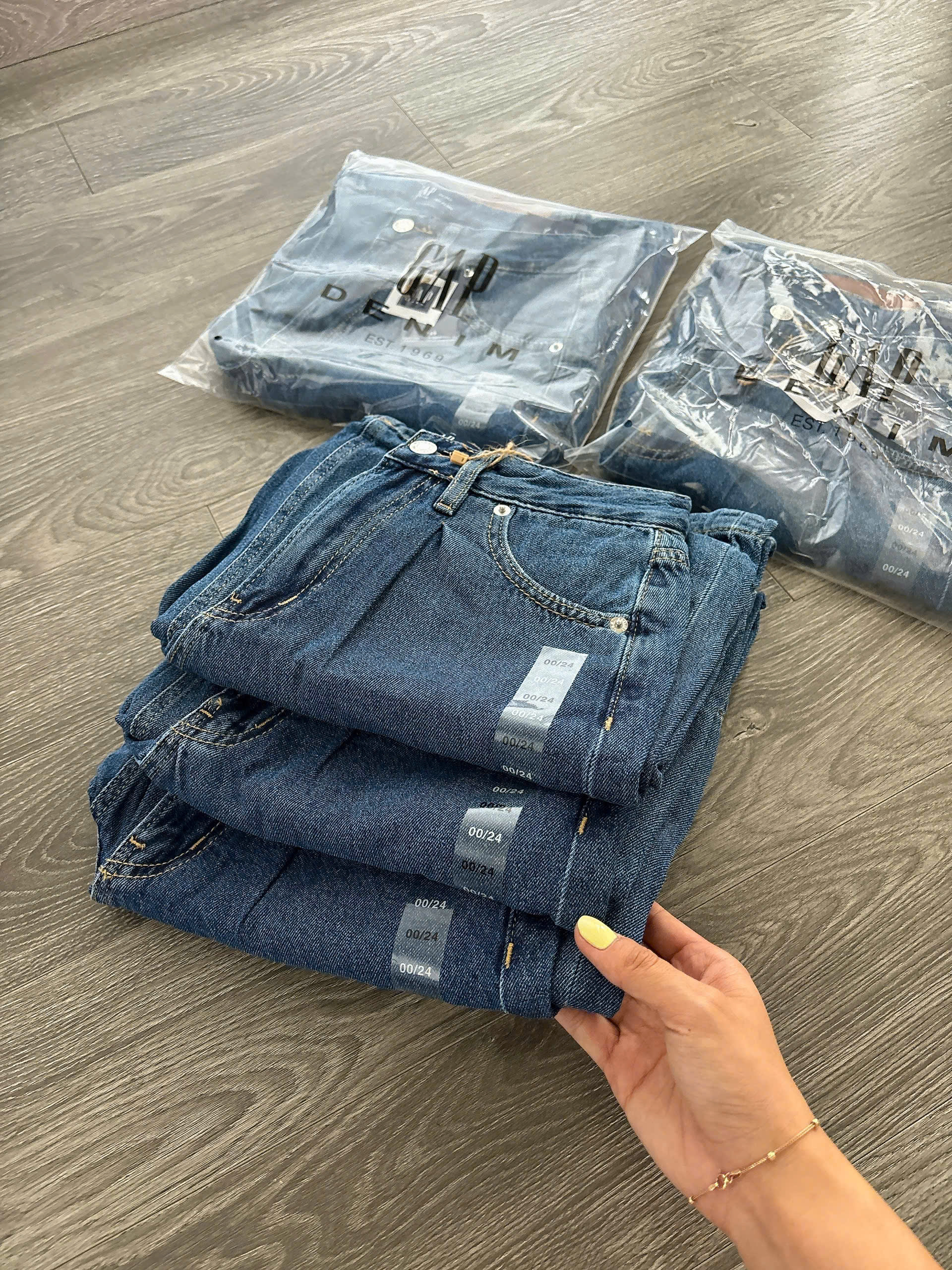 SALE Q155 QUẦN JEAN SUÔNG_thumbnail_6