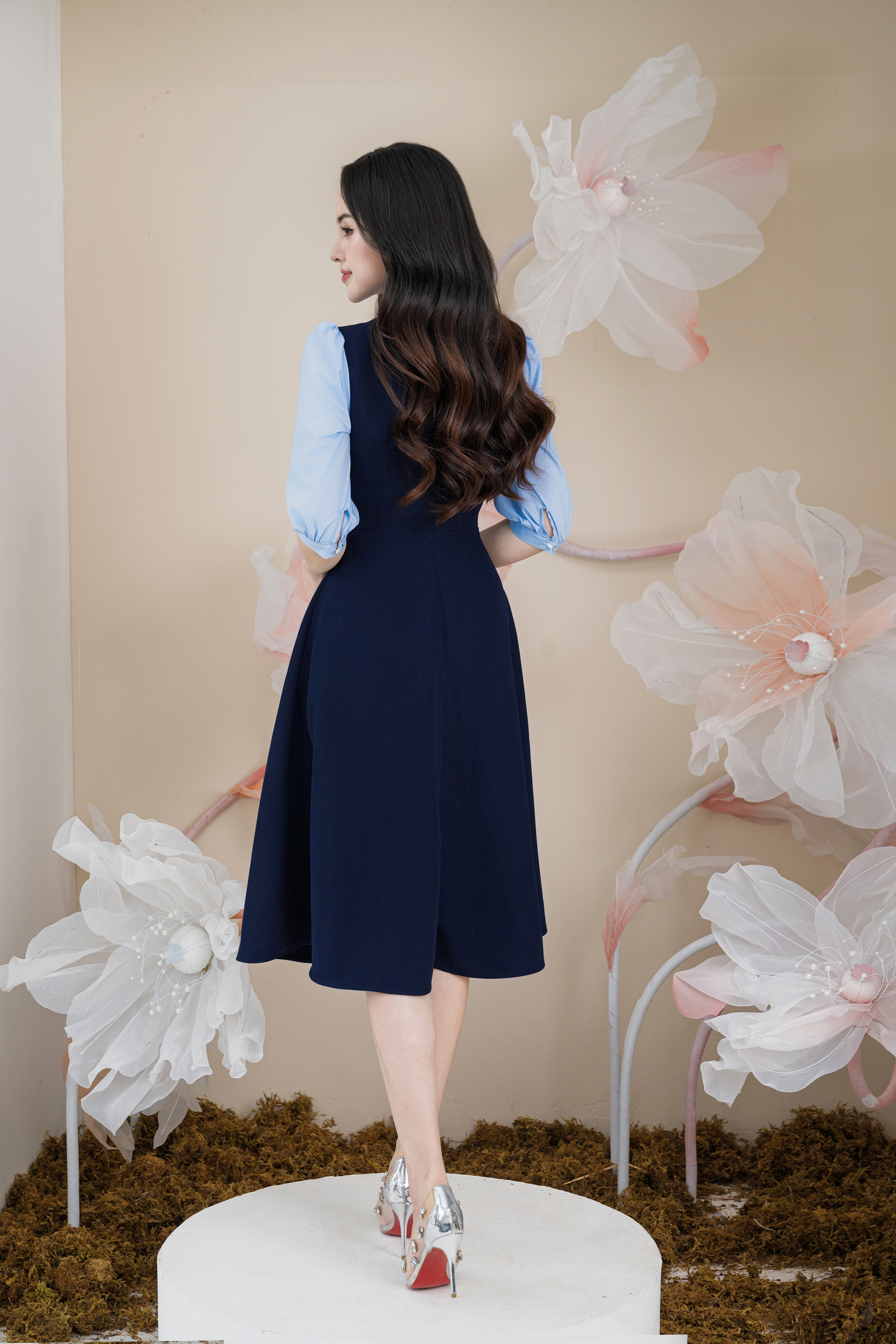 Đầm xoè xanh phối cổ xanh nơ lệch | Thương hiệu thời trang công sở cho ...