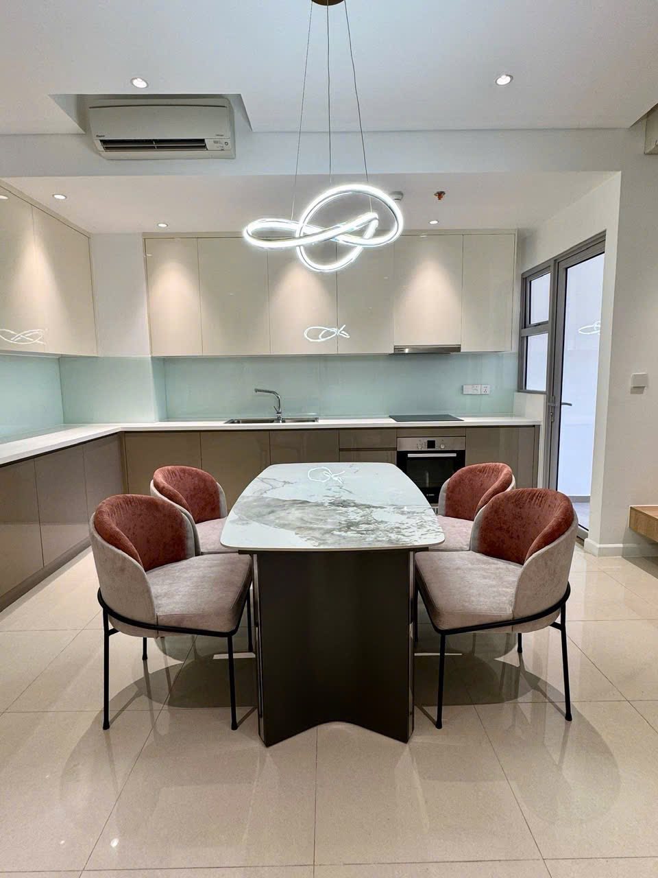 Full giỏ hàng cho thuê Estella Heights, từ 1-2-3-4-Duplex-Pent