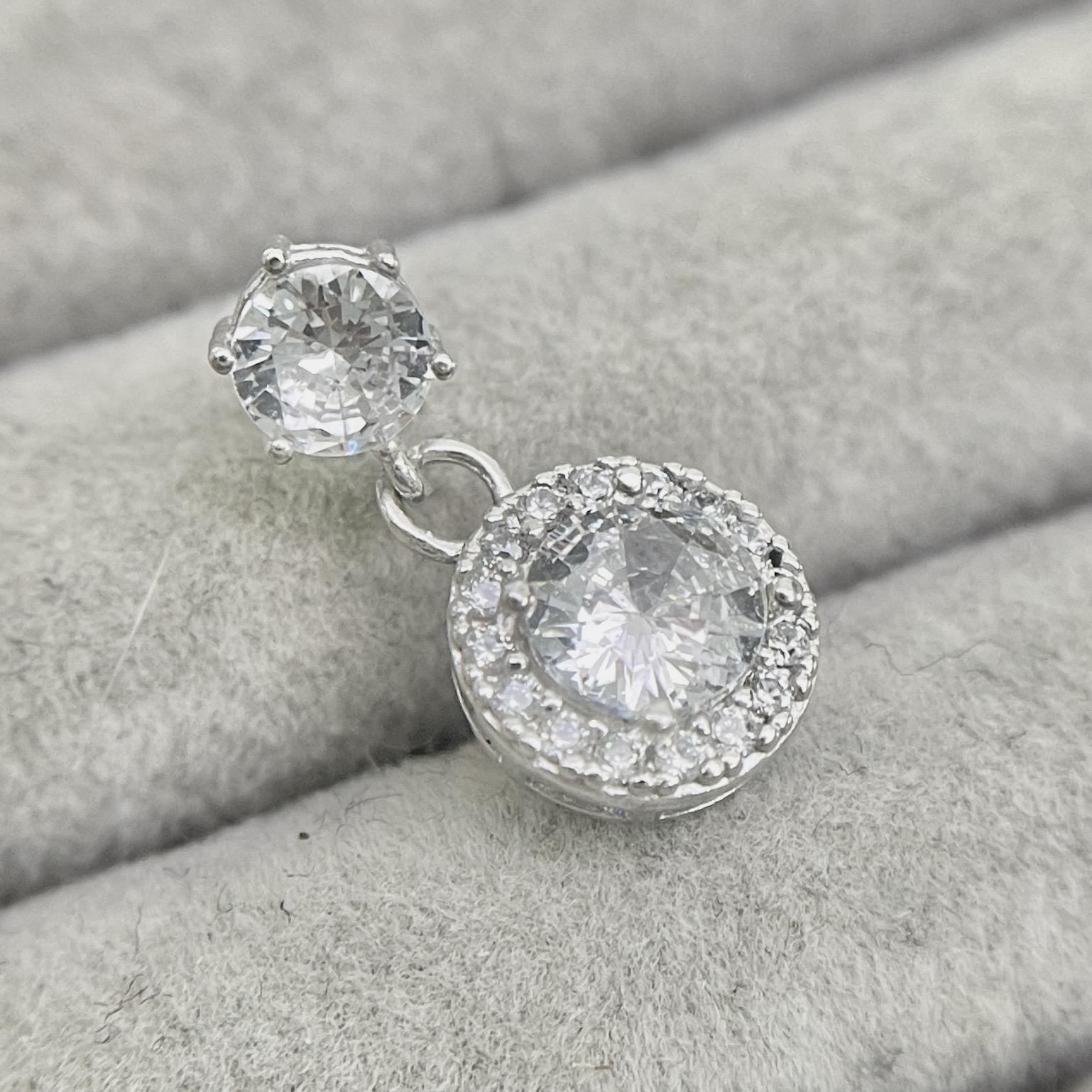 Khuyên kiểu bạc xi bạch kim đá lớn rơi