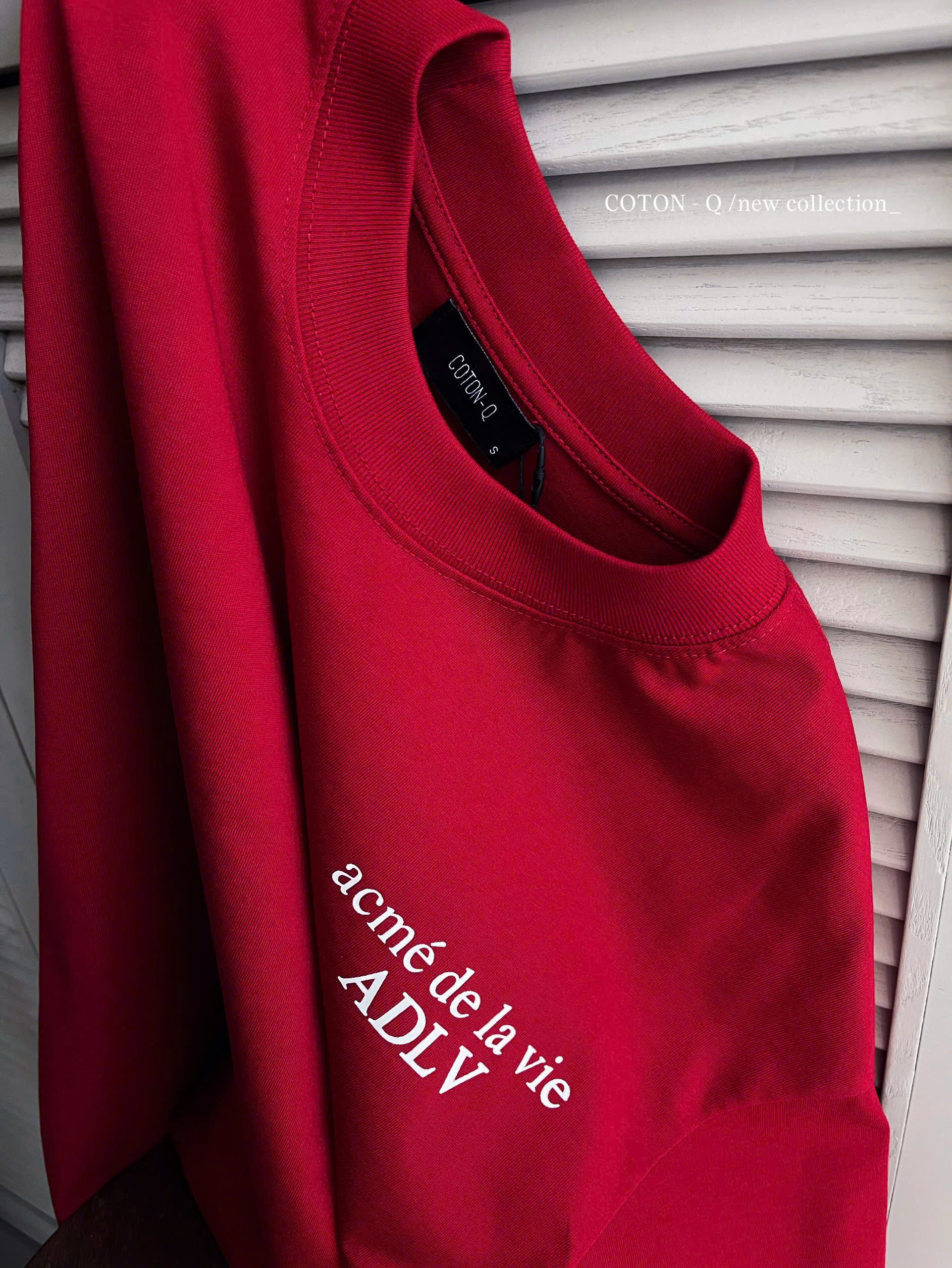 Áo thun đỏ in chữ_thumbnail_3