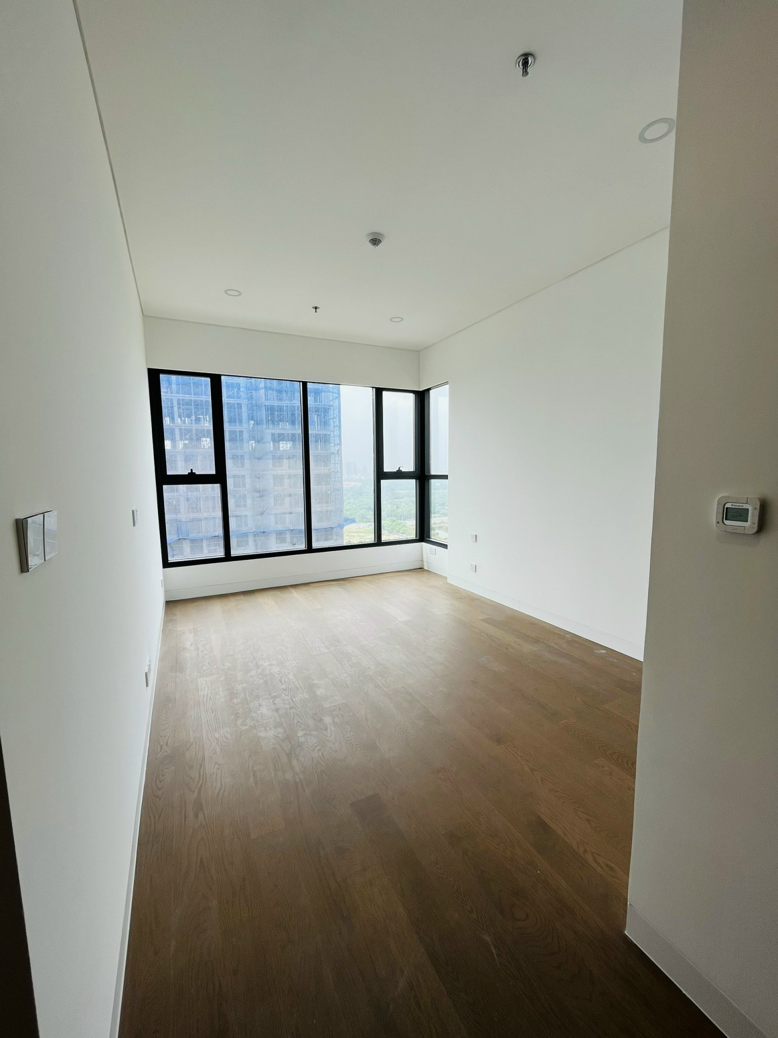 Chính chủ kẹt tiền cần bán gấp căn 2PN, 94m2 _thumbnail_3