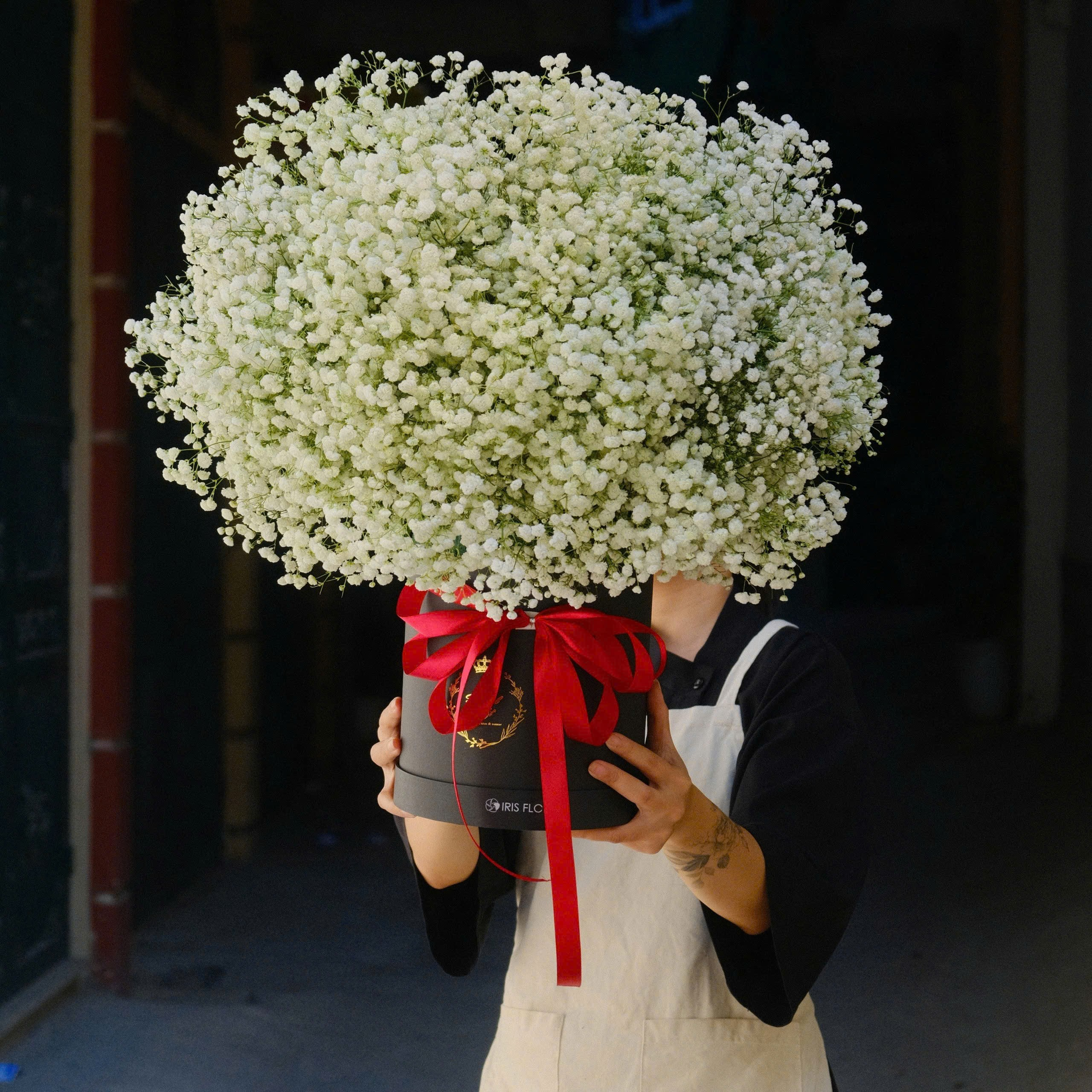 Hộp hoa Baby trắng size L