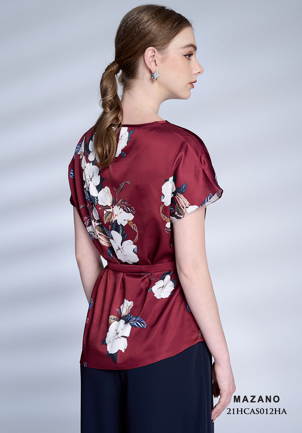 Áo mullet đỏ họa tiết thắt đai_thumbnail_3