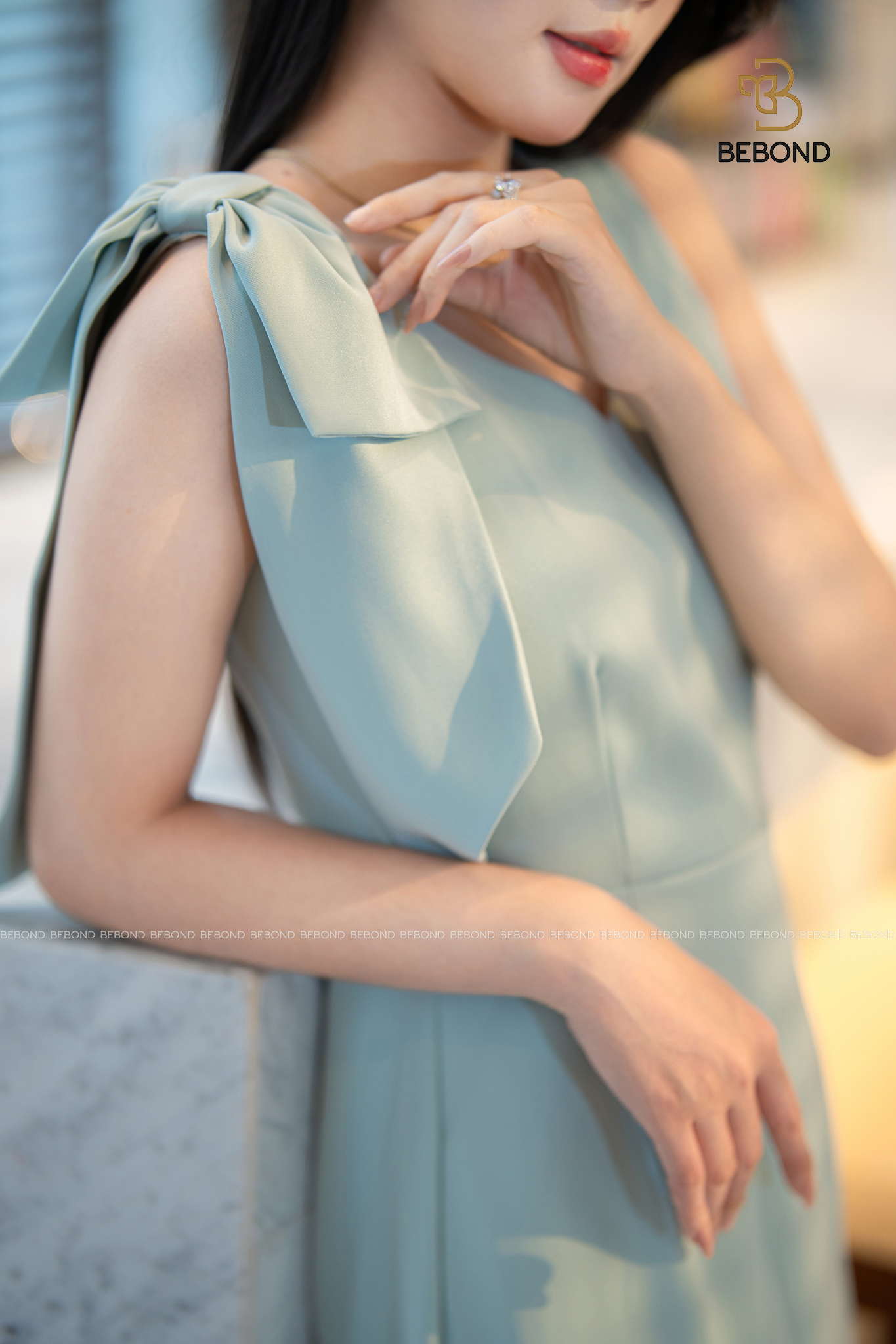 Đầm sát nách hối nơ vai 𝐆𝐫𝐚𝐜𝐞𝐟𝐮𝐥 màu XANH_thumbnail_7