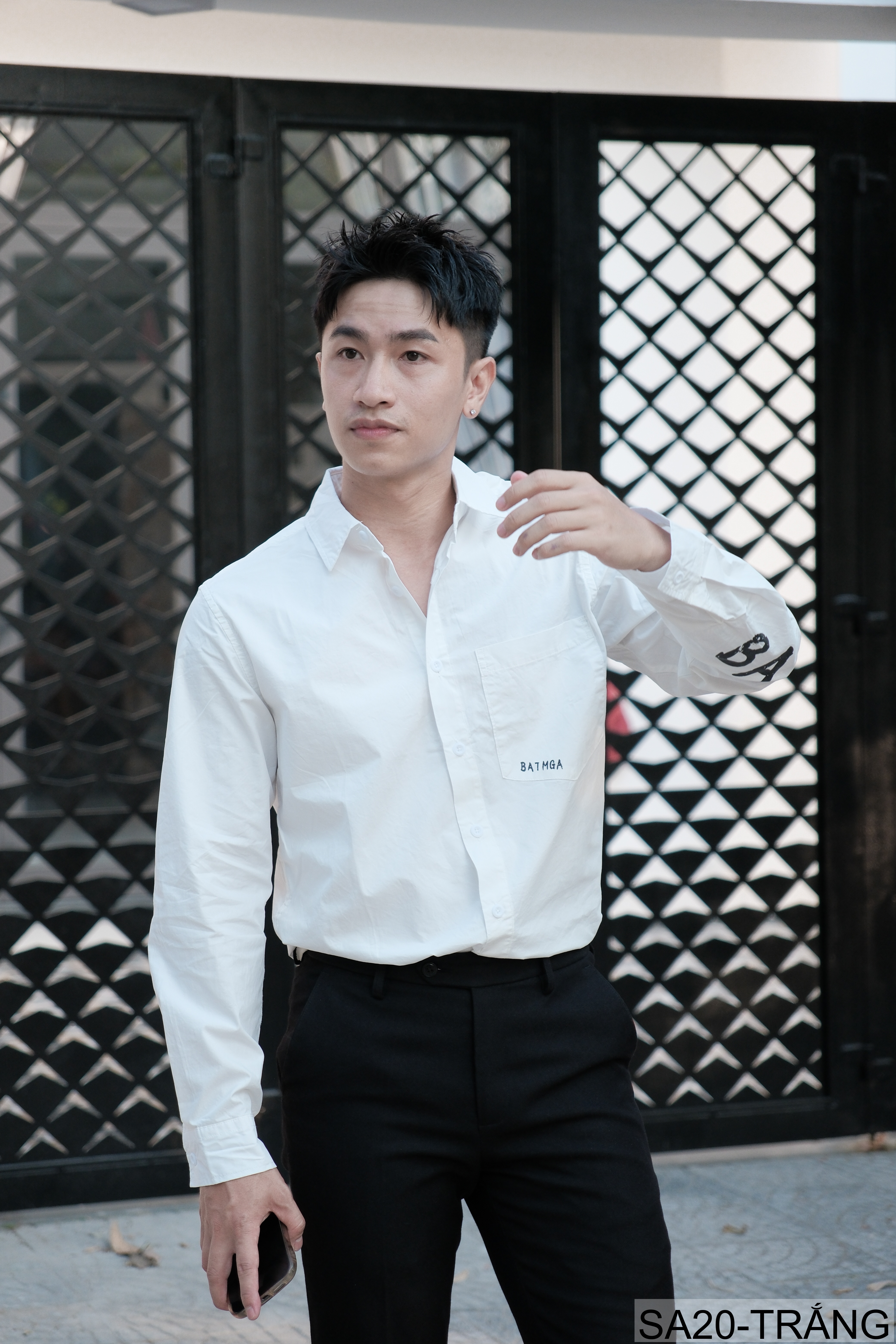 SA20 - Áo sơ mi nam tay dài in chữ BATMGA phong cách Hàn Quốc, chất cotton mềm mại, form rộng rãi_thumbnail_2