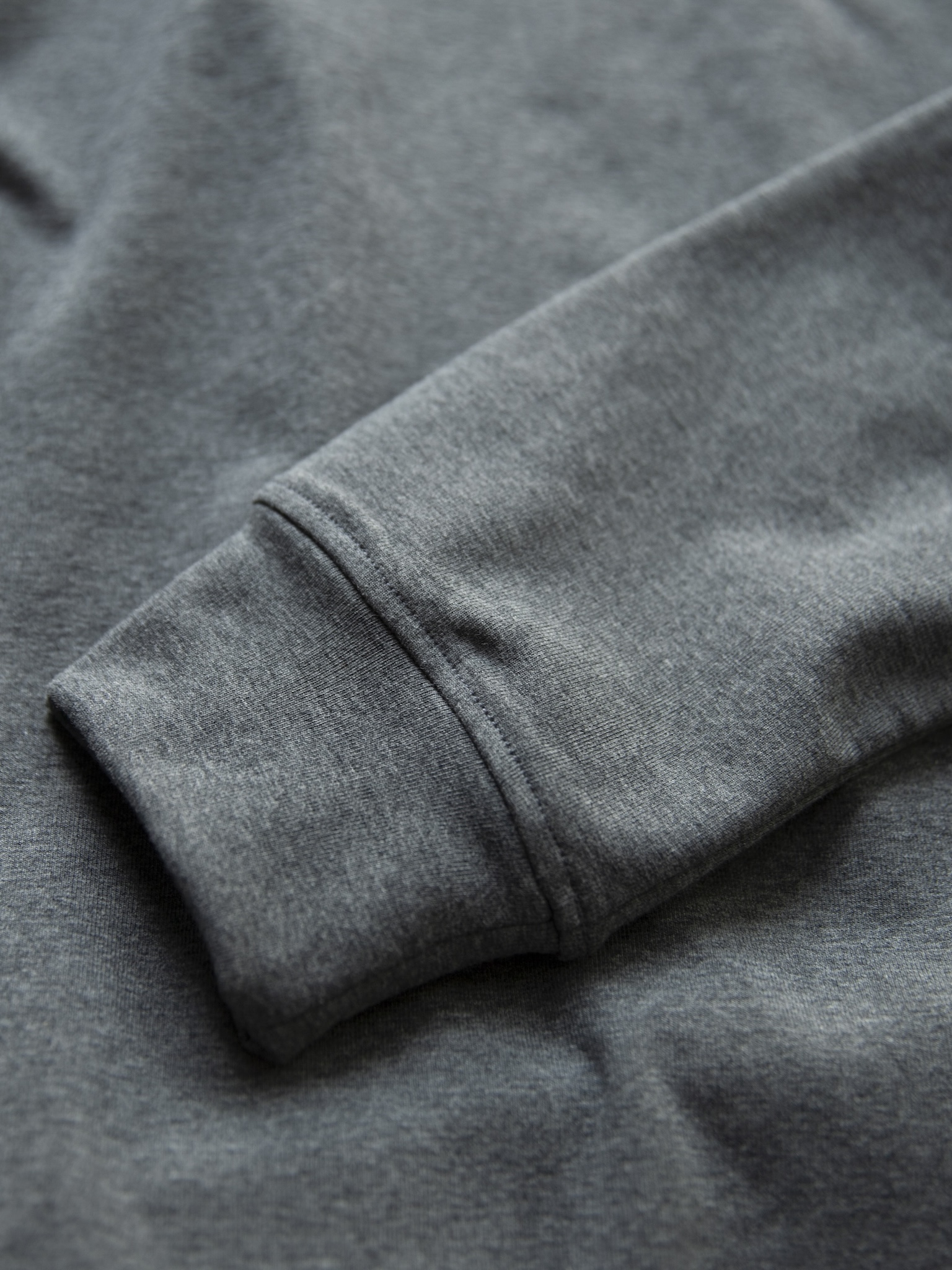 Áo giữ nhiệt bé trai màu ghi tàn có lớp lót lông mỏng_thumbnail_2