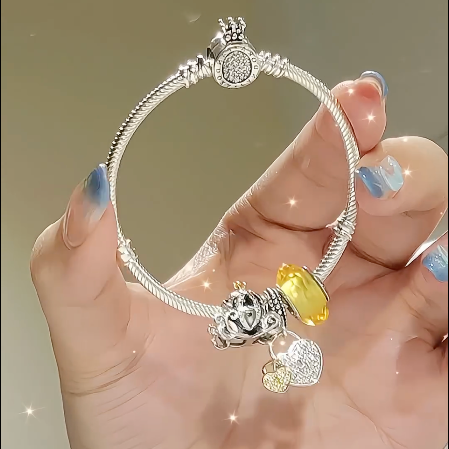 LT590 - Vòng Pandora cỗ xe vàng_thumbnail_1