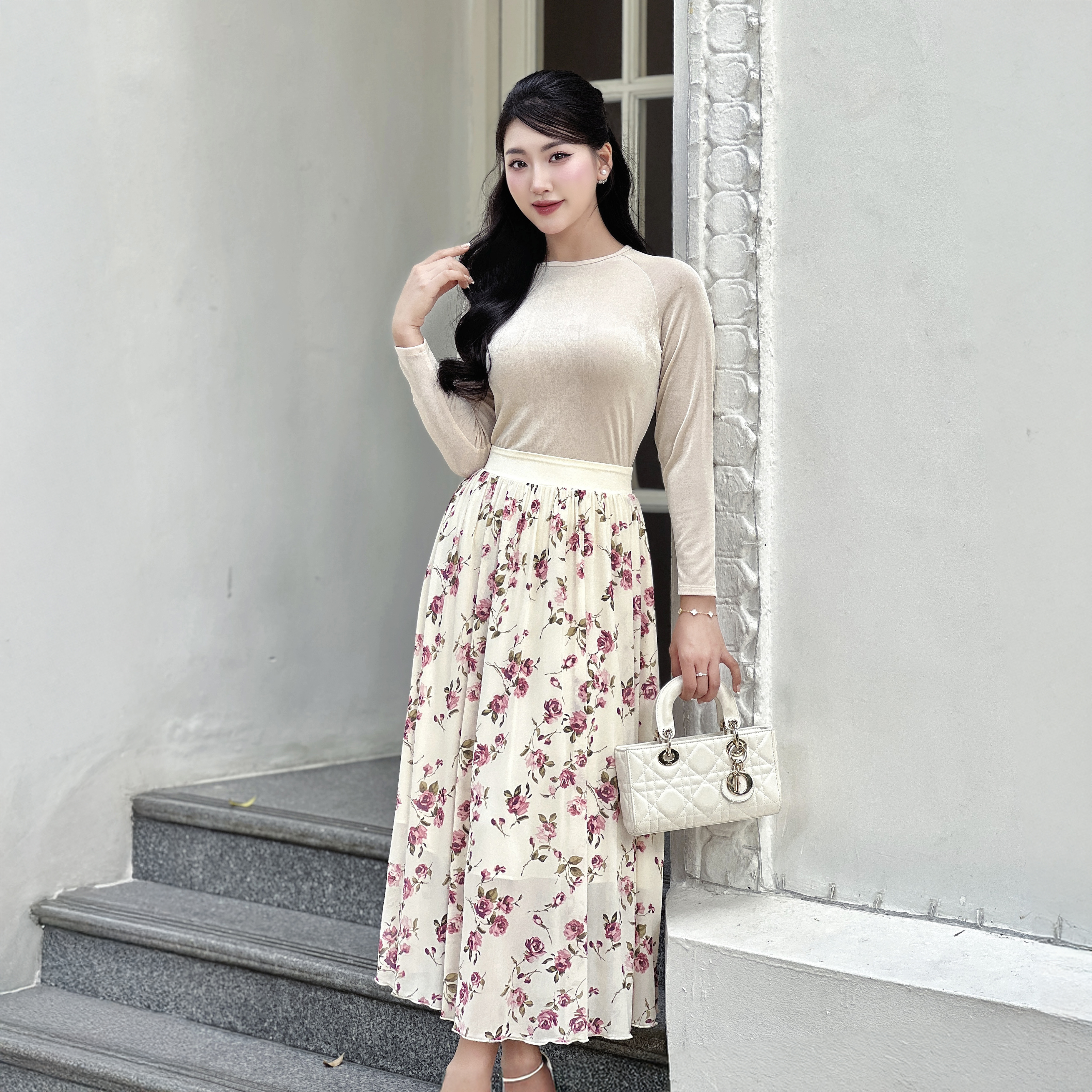 Váy dài hoa nhí Narsis B24005 thiết kế mềm mại, thanh lịch, phù hợp nhiều dịp._thumbnail_2