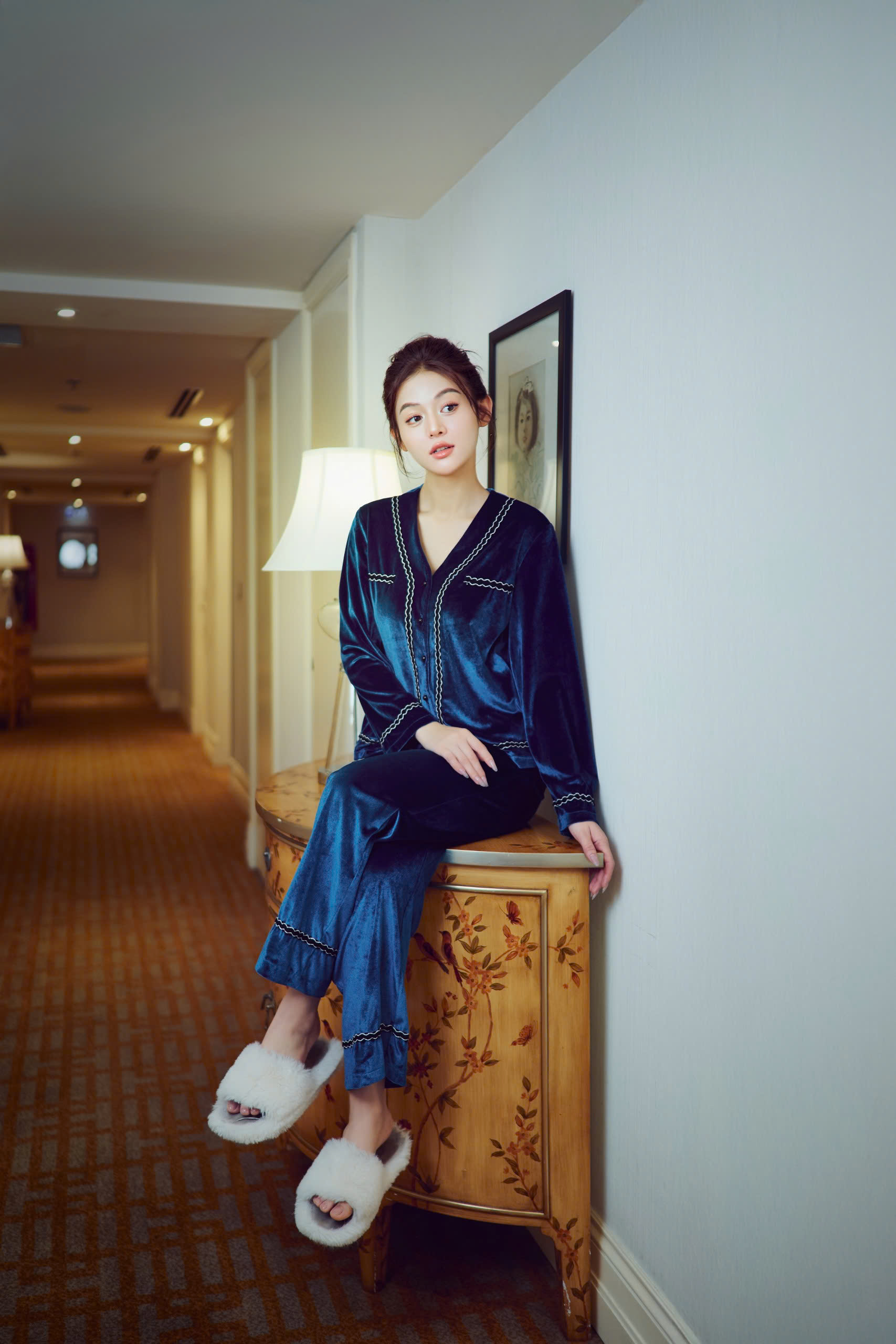 Bộ nhung áo dài, quần dài BN579