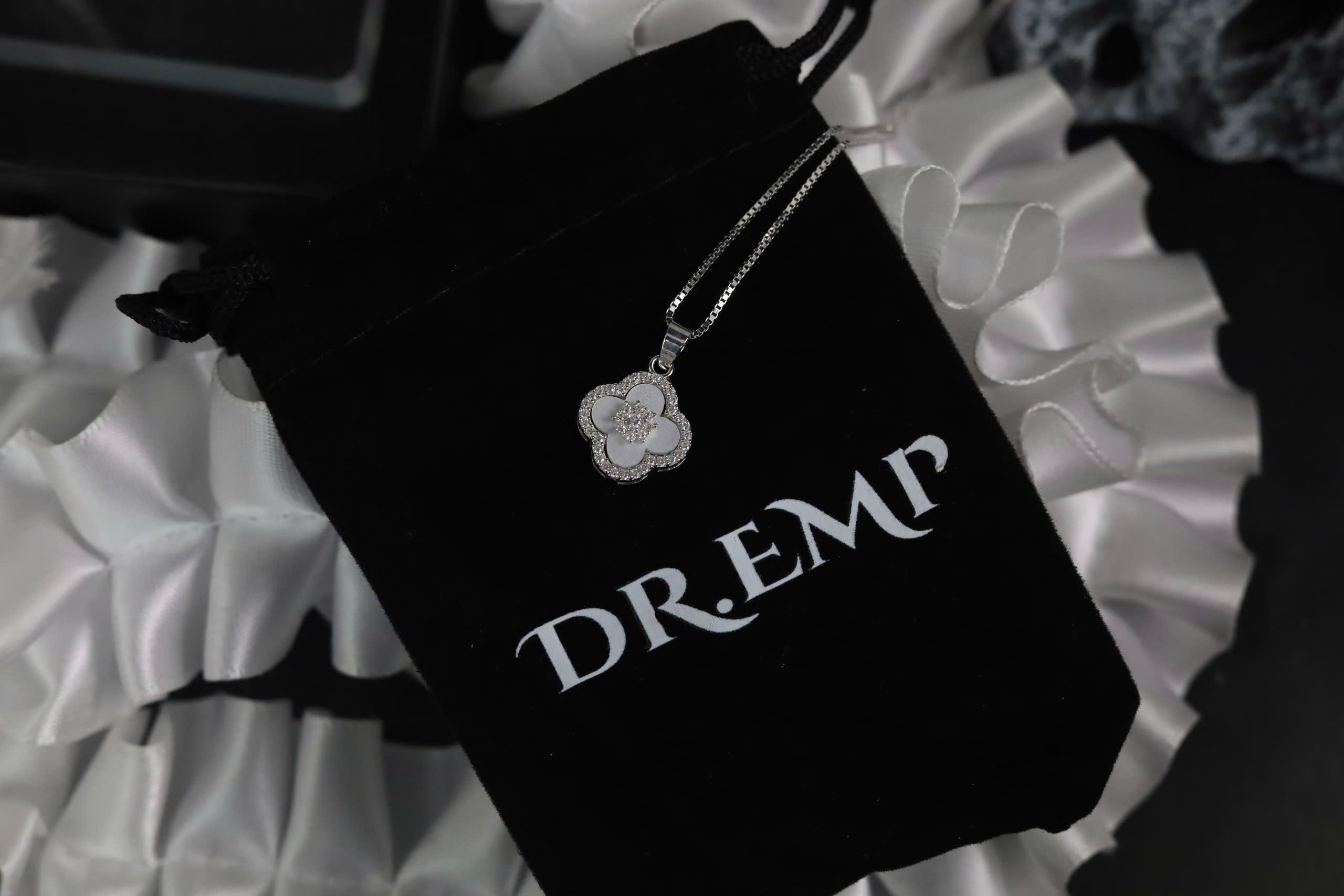 Vòng cổ bạc 4 lá xà cừ trắng xi bạch kim_thumbnail_1