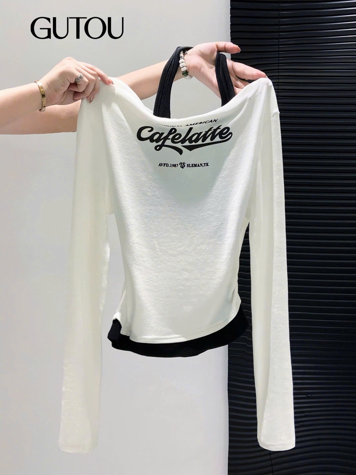 [ GUTOU ] Áo Trễ Vai Tay Dài Cafelatte_thumbnail_5