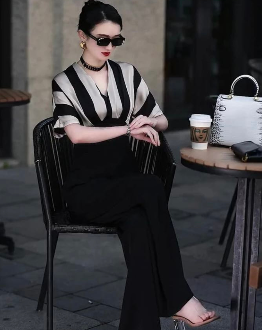 Jumpsuit dài ống rộng phối sọc sang chảnh