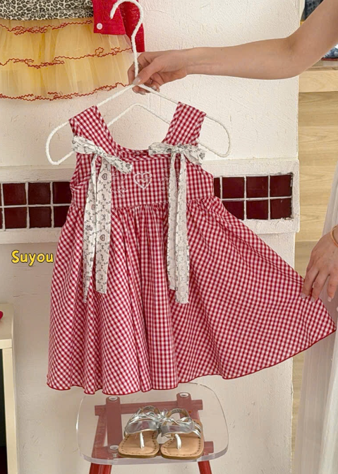 SU62 - Váy 2 dây kẻ caro phối nơ vai màu đỏ hãng Suyou