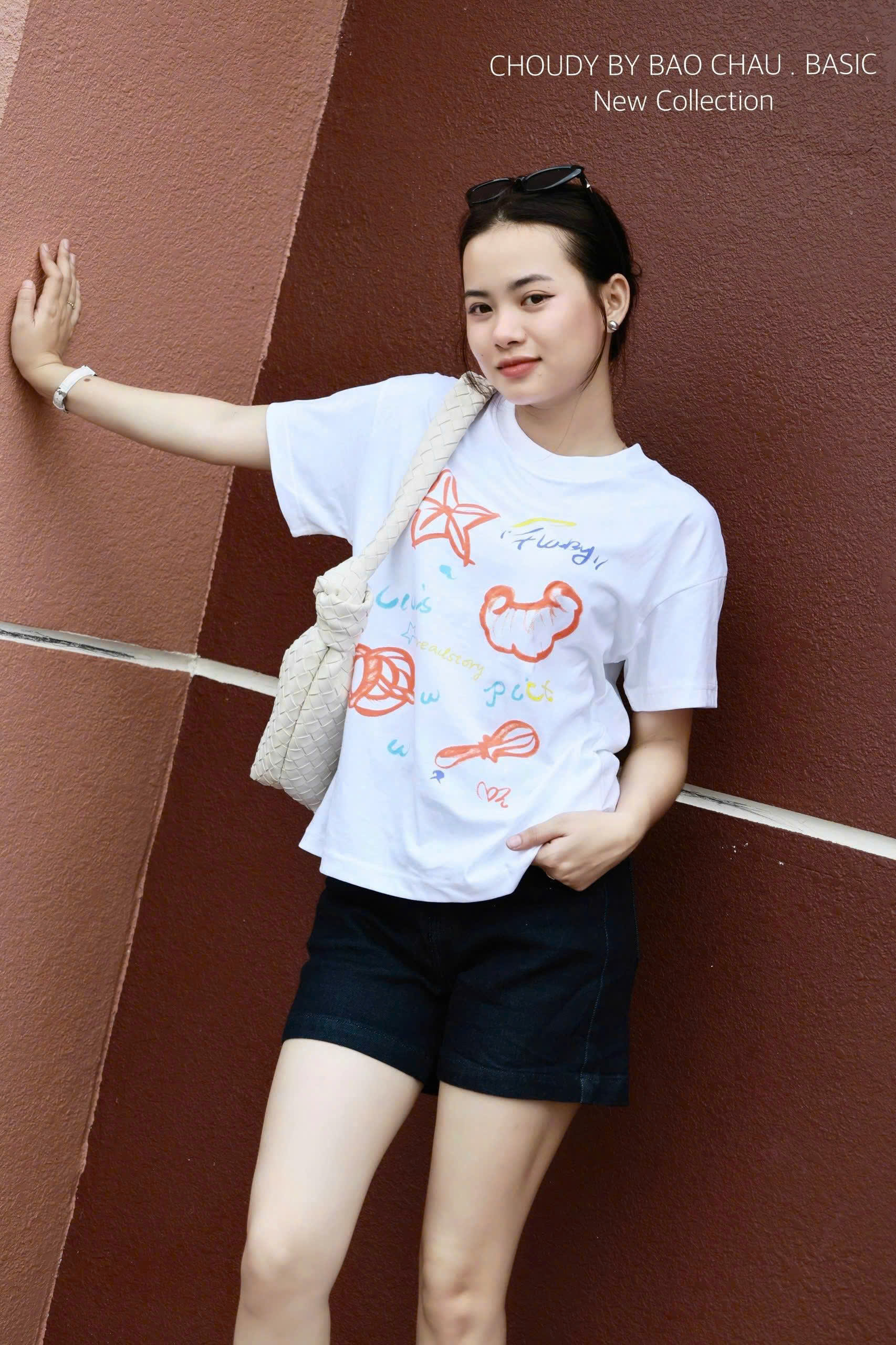 U740 ÁO THUN TRẮNG_thumbnail_2