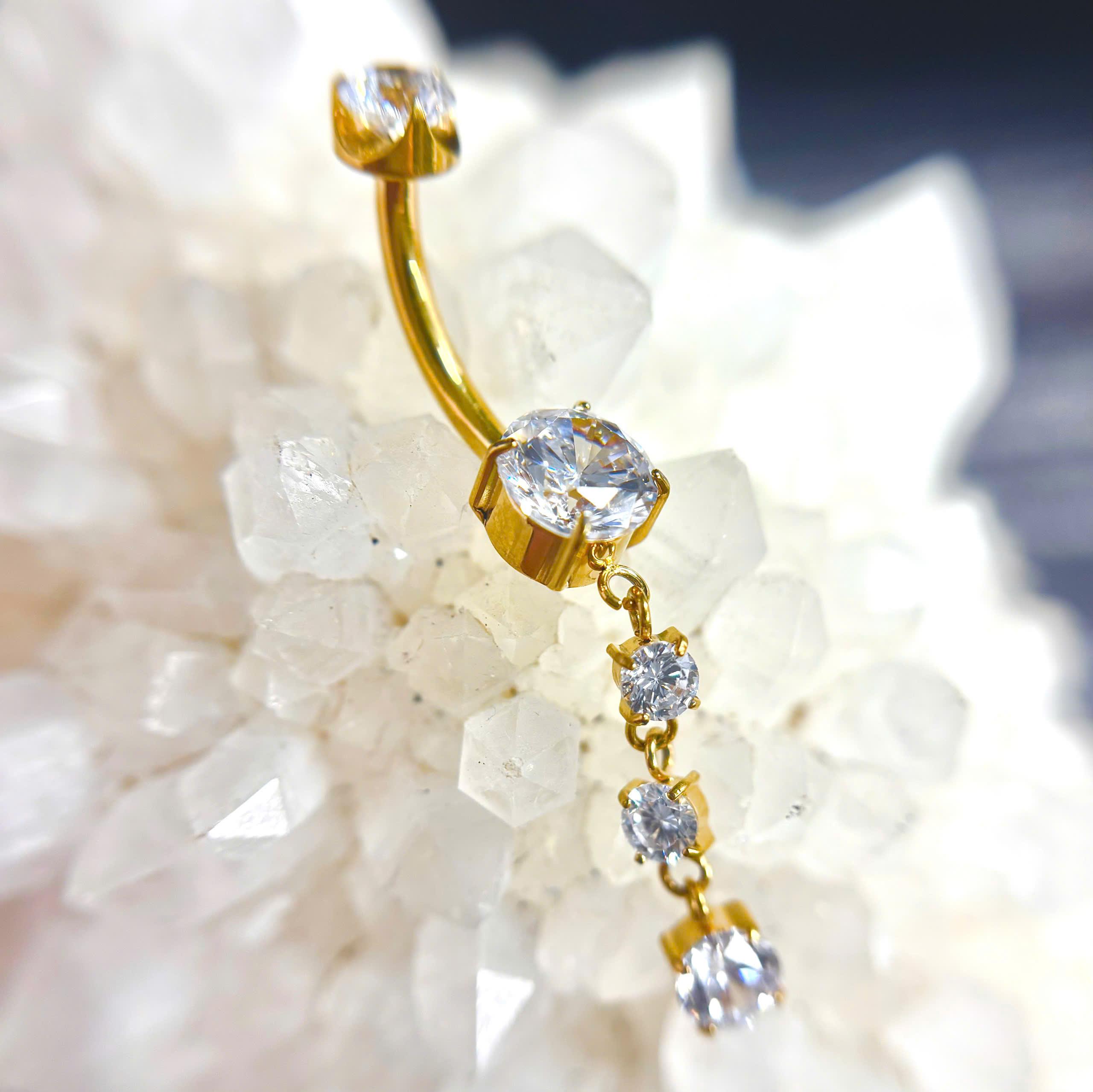 Rốn titan vàng 3 đá rơi_thumbnail_3