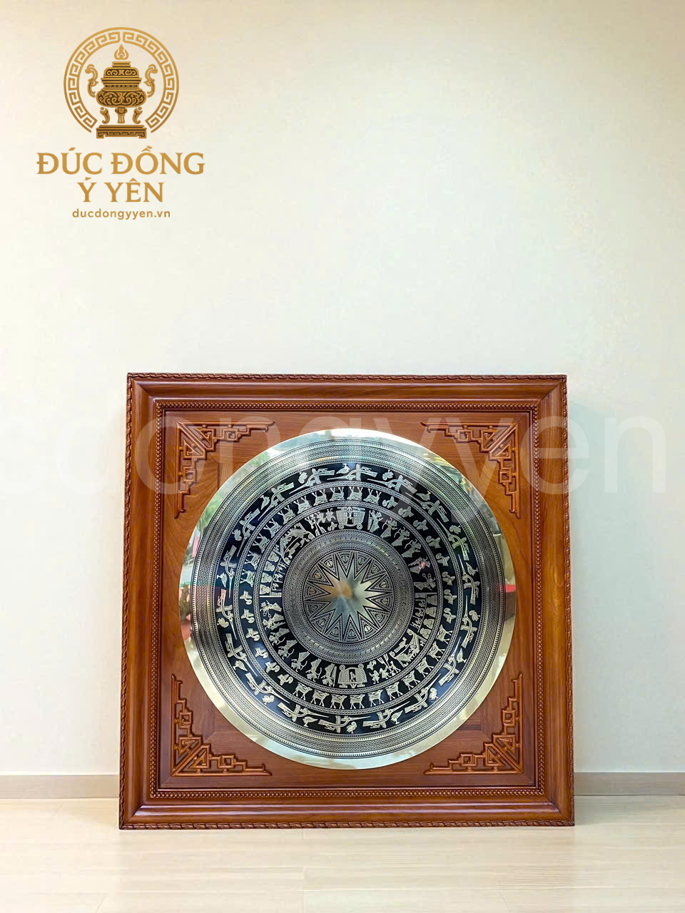 Mặt trống đồng ăn mòn cnc lắp khung gỗ gụ_thumbnail_2