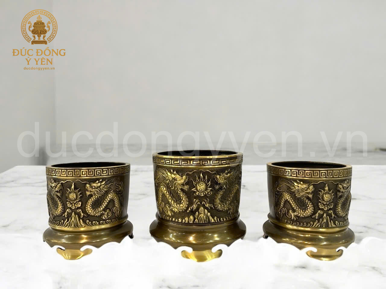 Bát thờ rồng nổi đúc đồng vàng thau làm màu giả cổ 